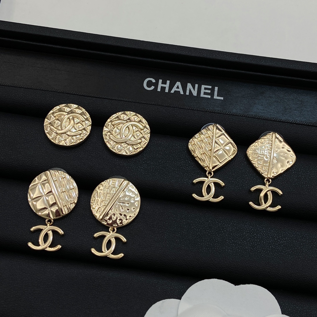 TOP CHANEL CC Earrings - 3 Type