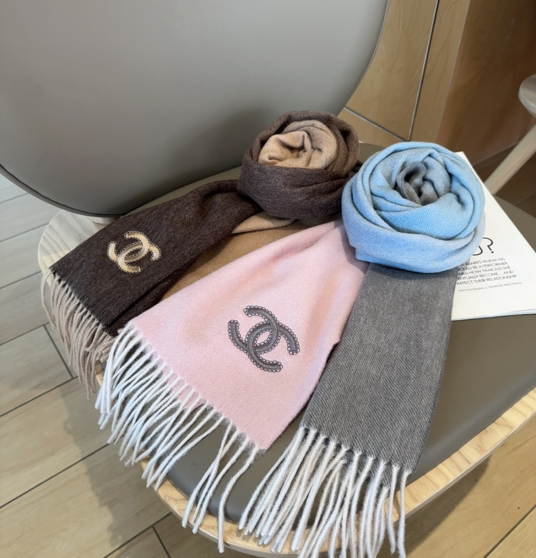 TOP CHANEL Cashmere  Scarf 35 x 180cm - 2 Colors