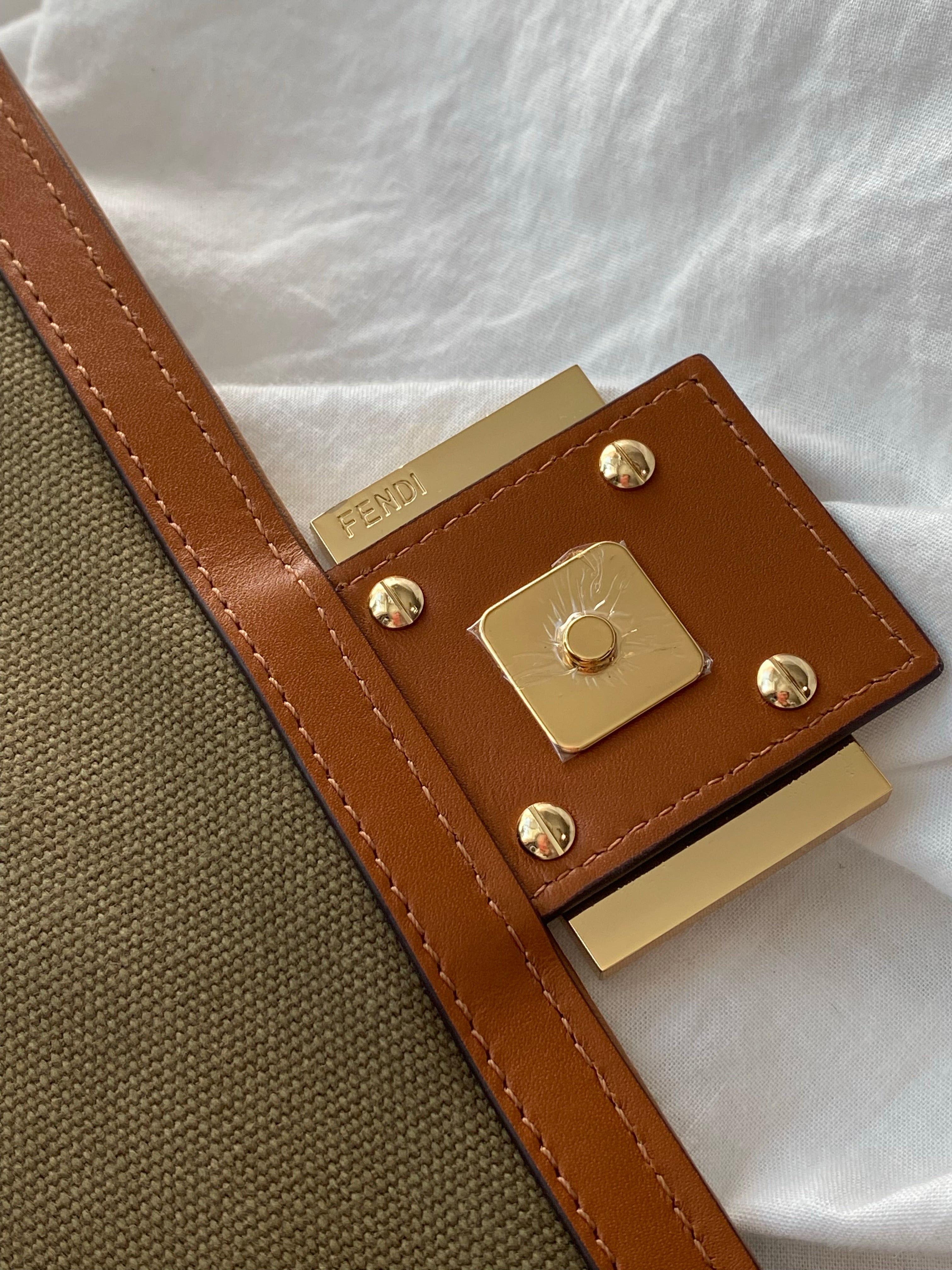 TOP FENDI Baguette Canvas Crossbody Bag - Brown