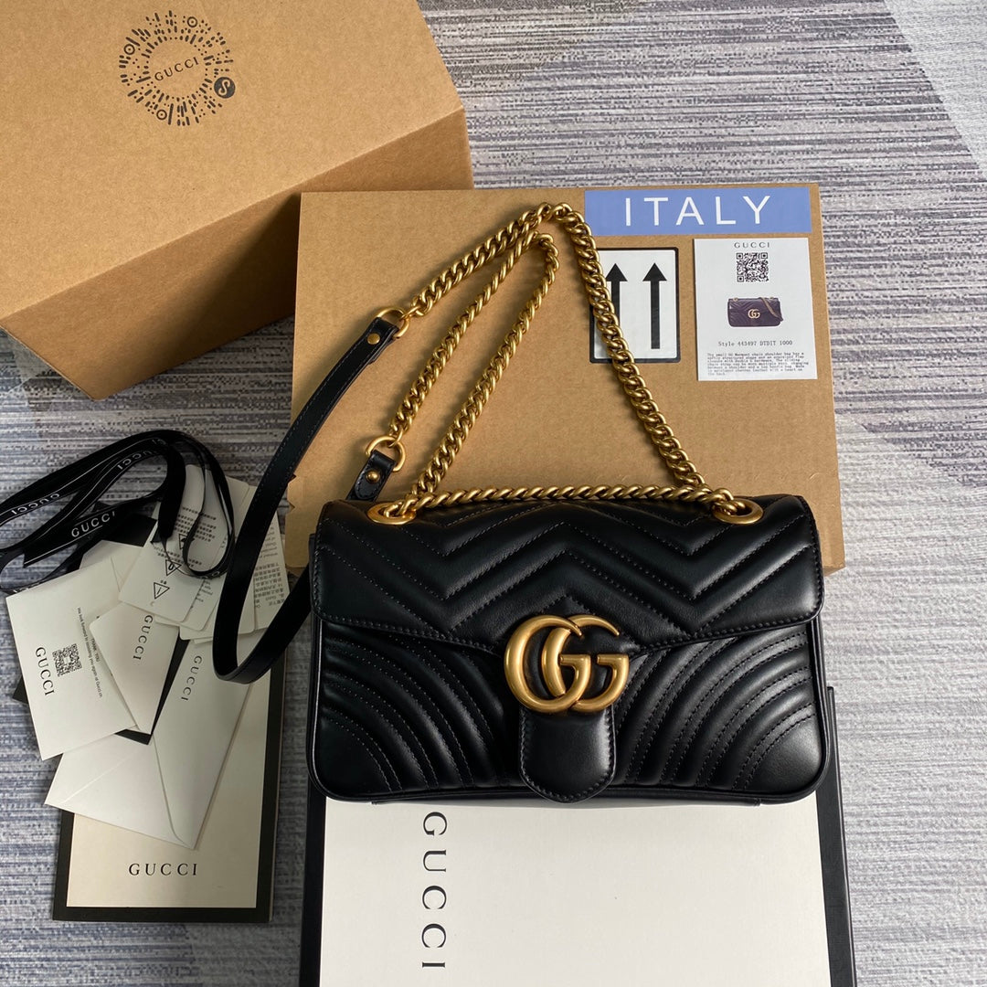 TOP GUCCI G*G Marmont Bag Small 26cm - Black GHW