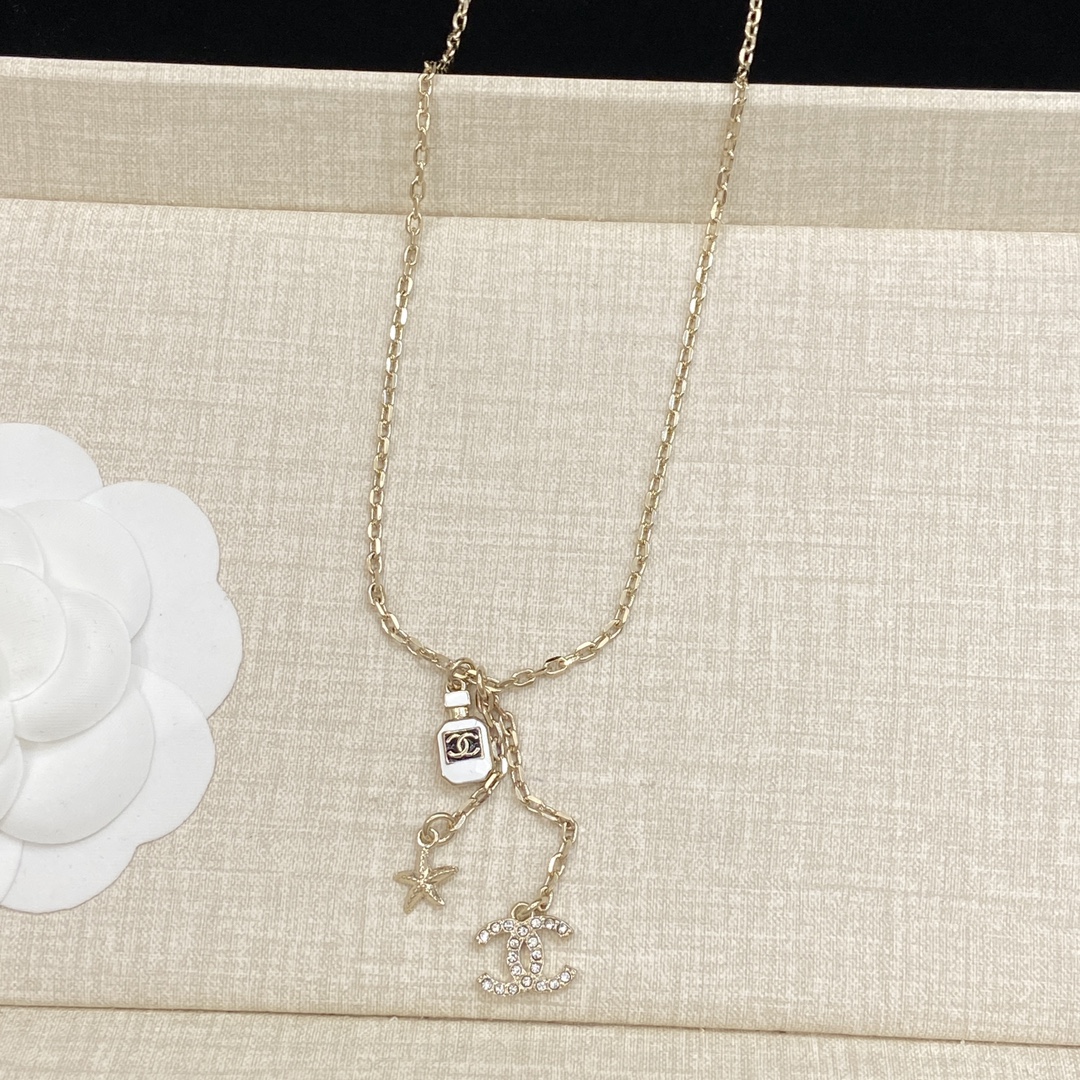 TOP CHANEL CC Necklace - 2 Color