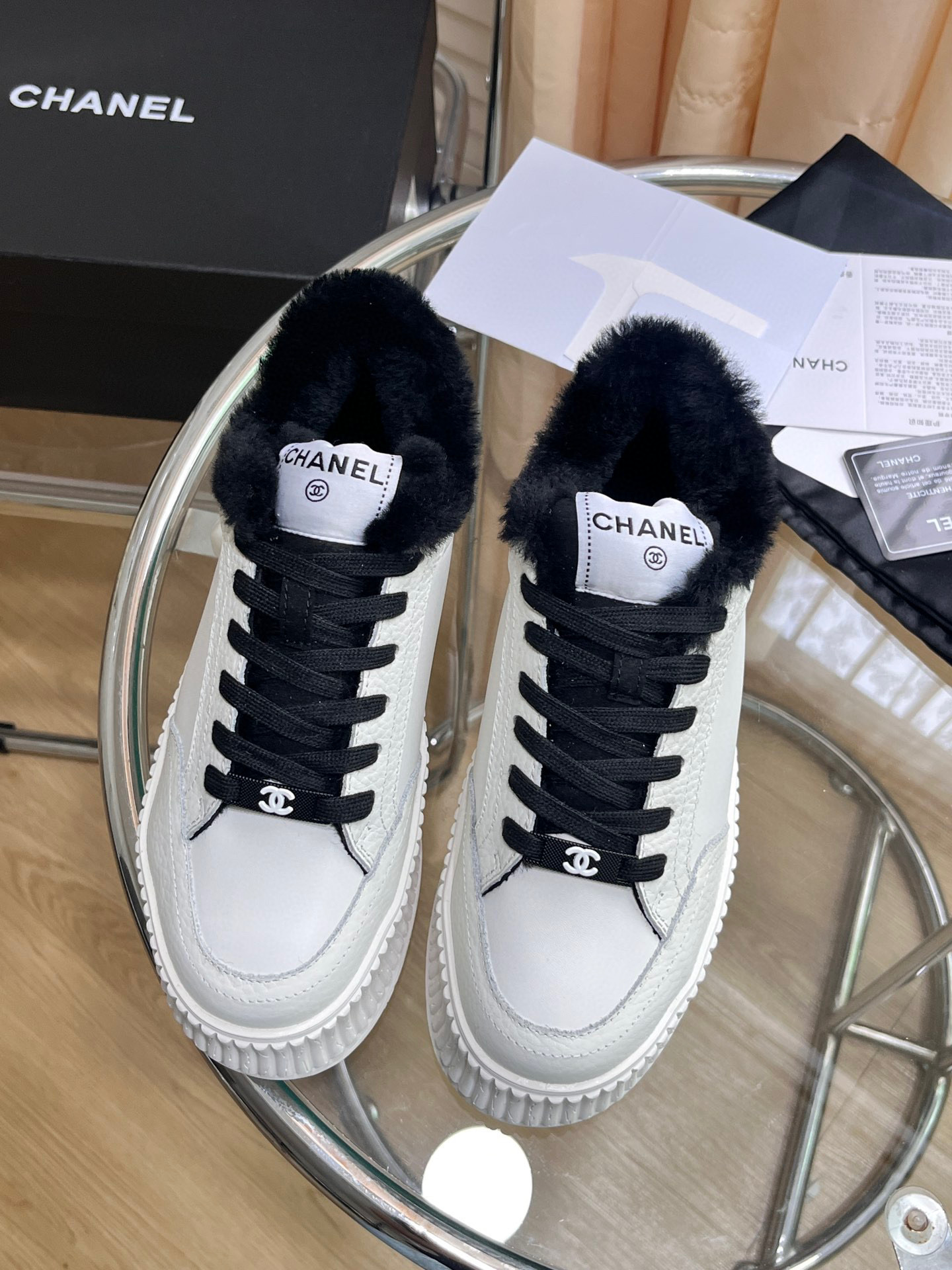 TOP CHANEL Two Tone Sneaker with Fur Trim - Black/White/Pink