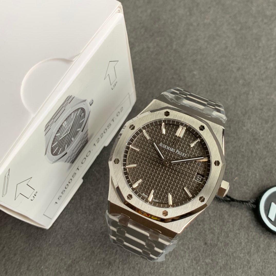 Audemars Piguet Royal Oak Automatic Men Watch, Stainless Steel Bracelet, Grey Tapisserie Dial