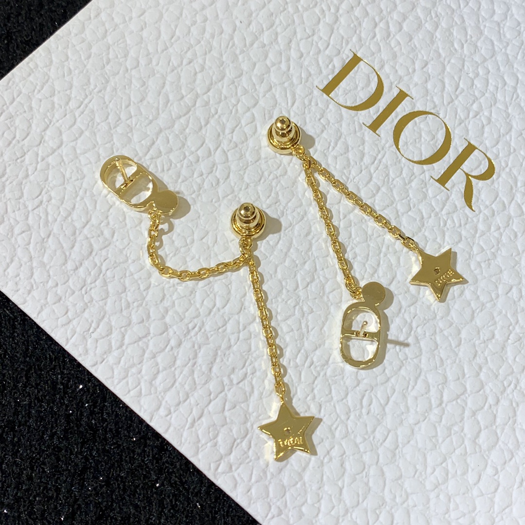 TOP Christian Dior tasseled pearl stard earrings - Gold