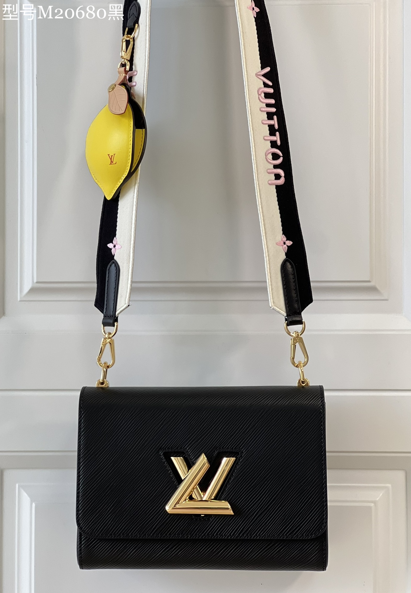 TOP Louis Vuitton LV Epi Twist Bag  23 x 17 x 9.5 cm- BLACK