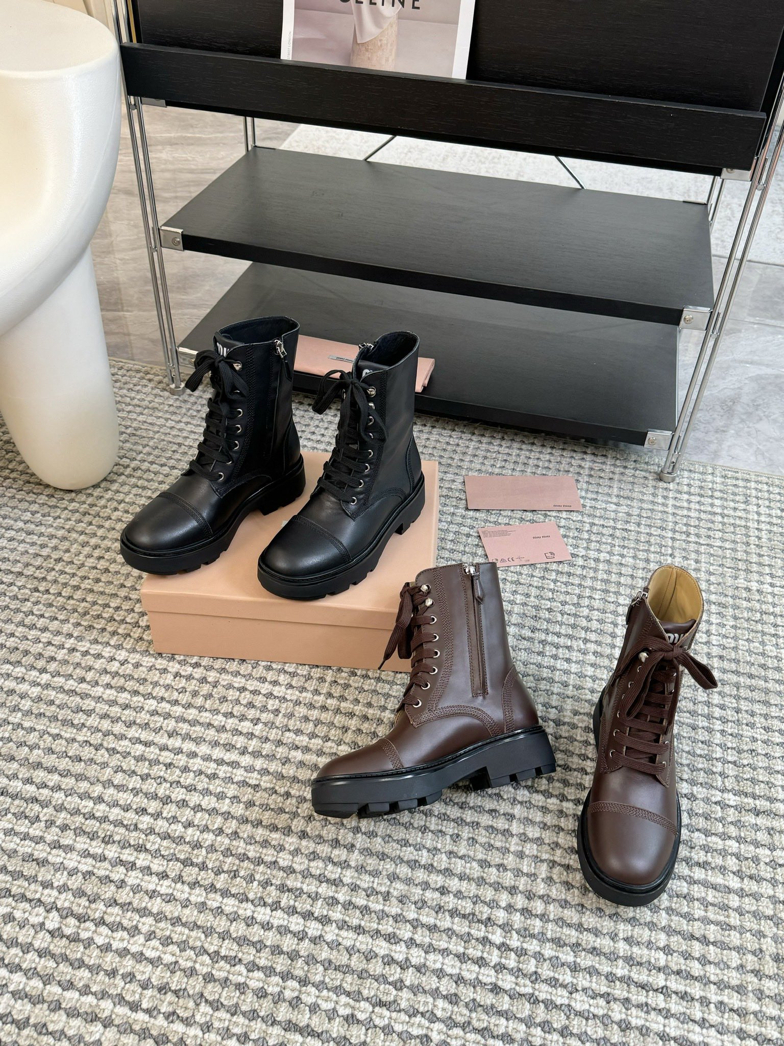 TOP Miu Miu Short Boots - 2 Color