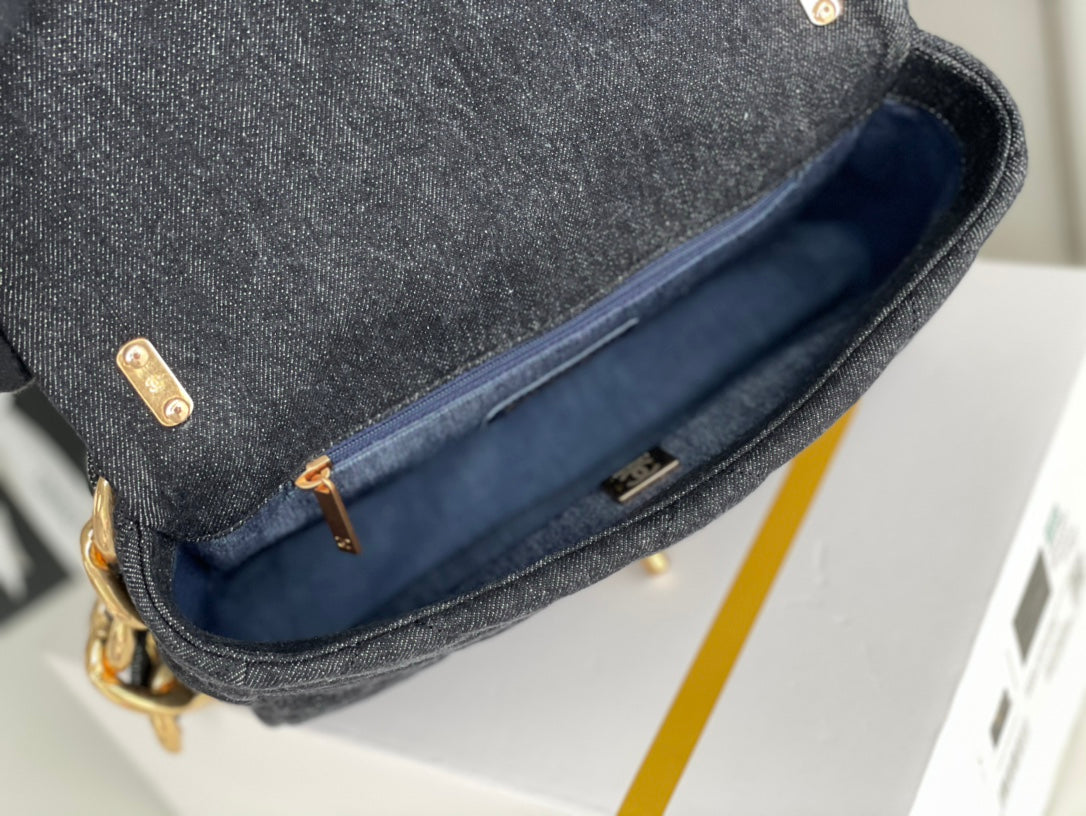 TOP CHANEL Classic Flap Bag 22S Denim FunkyTown Small 14.5*23*6CM - Black & GHW