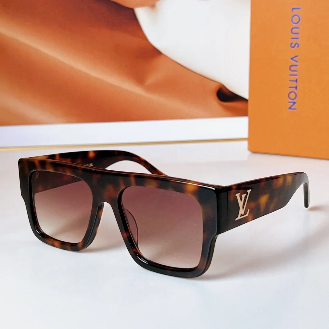 Flat Top Wide Square Fashion Sunglasses, Solid Acetate Frame Gradient UV‑Protection Eyewear for Daily Streetwear