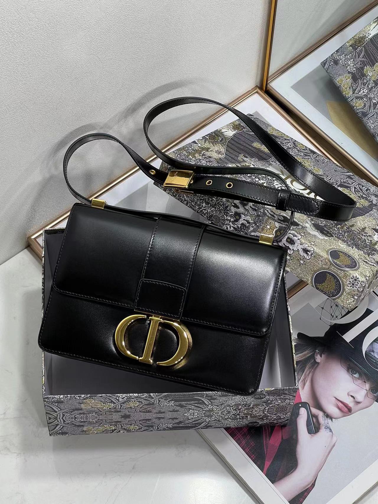 Top Christian Dior Small 30 Montaigne Bag 21 x 13.5 x 7 cm - Black