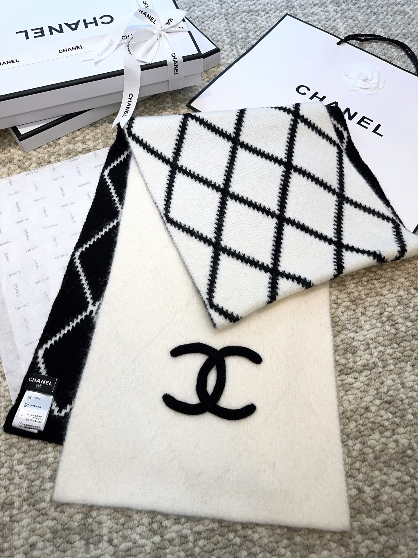 TOP CHANEL CC  Scarf 30cm×180cm - 2 Colors