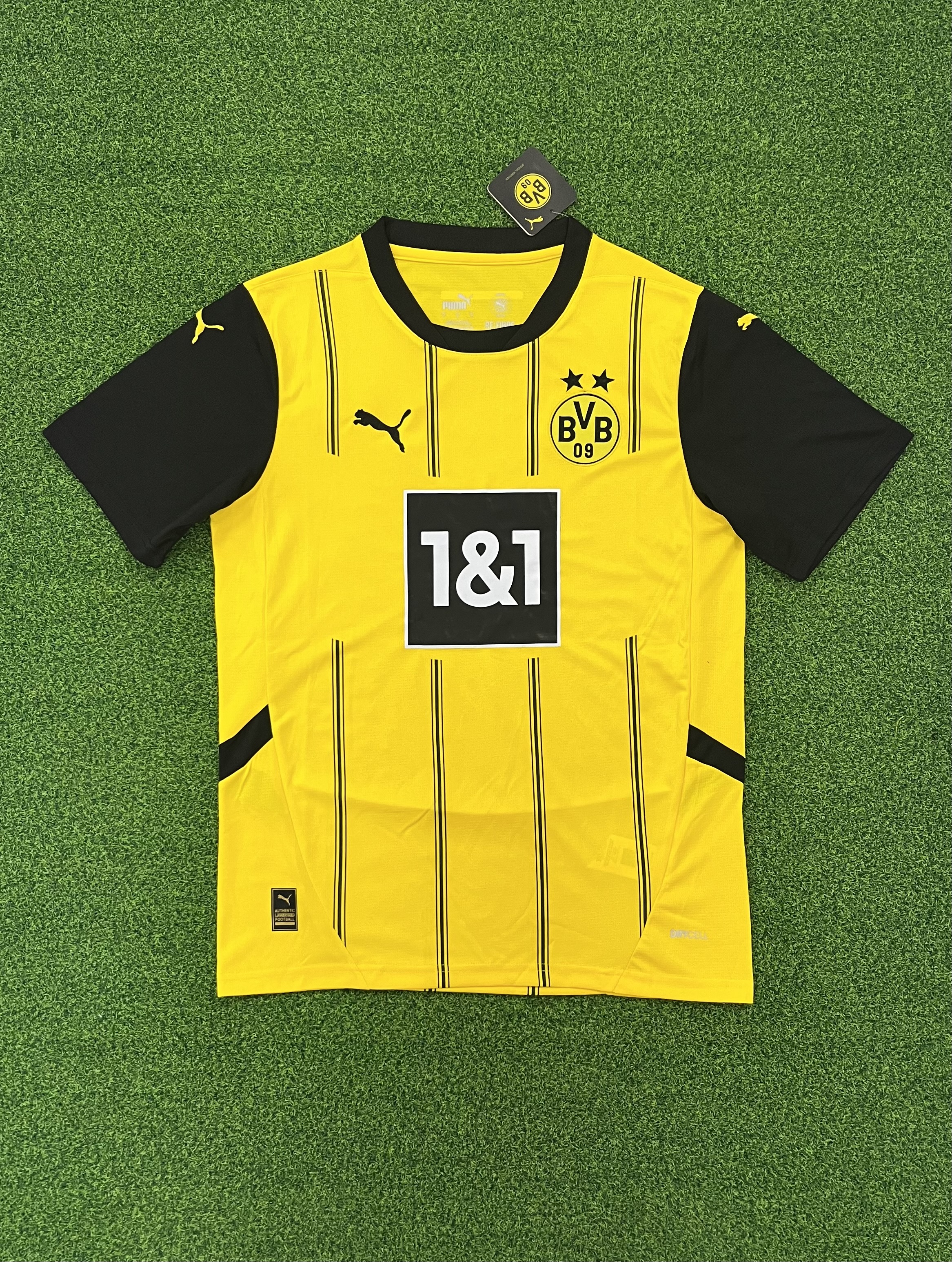 2425 Dortmund  home jersey.Player embroidery version