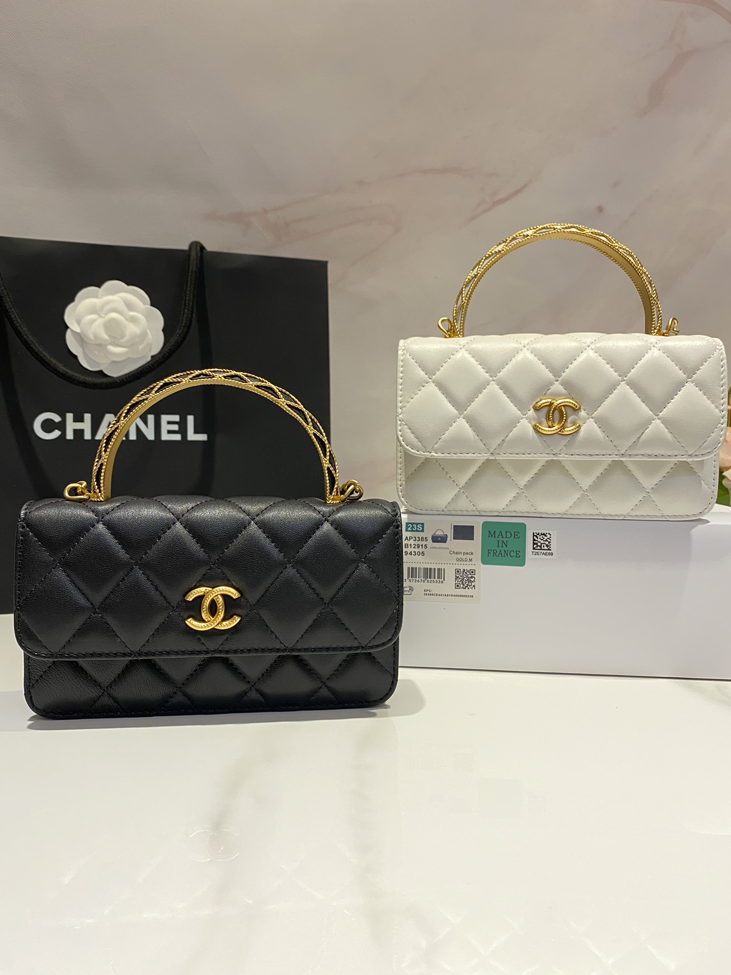 TOP CHANEL COCO Handbag 17cm - GHW