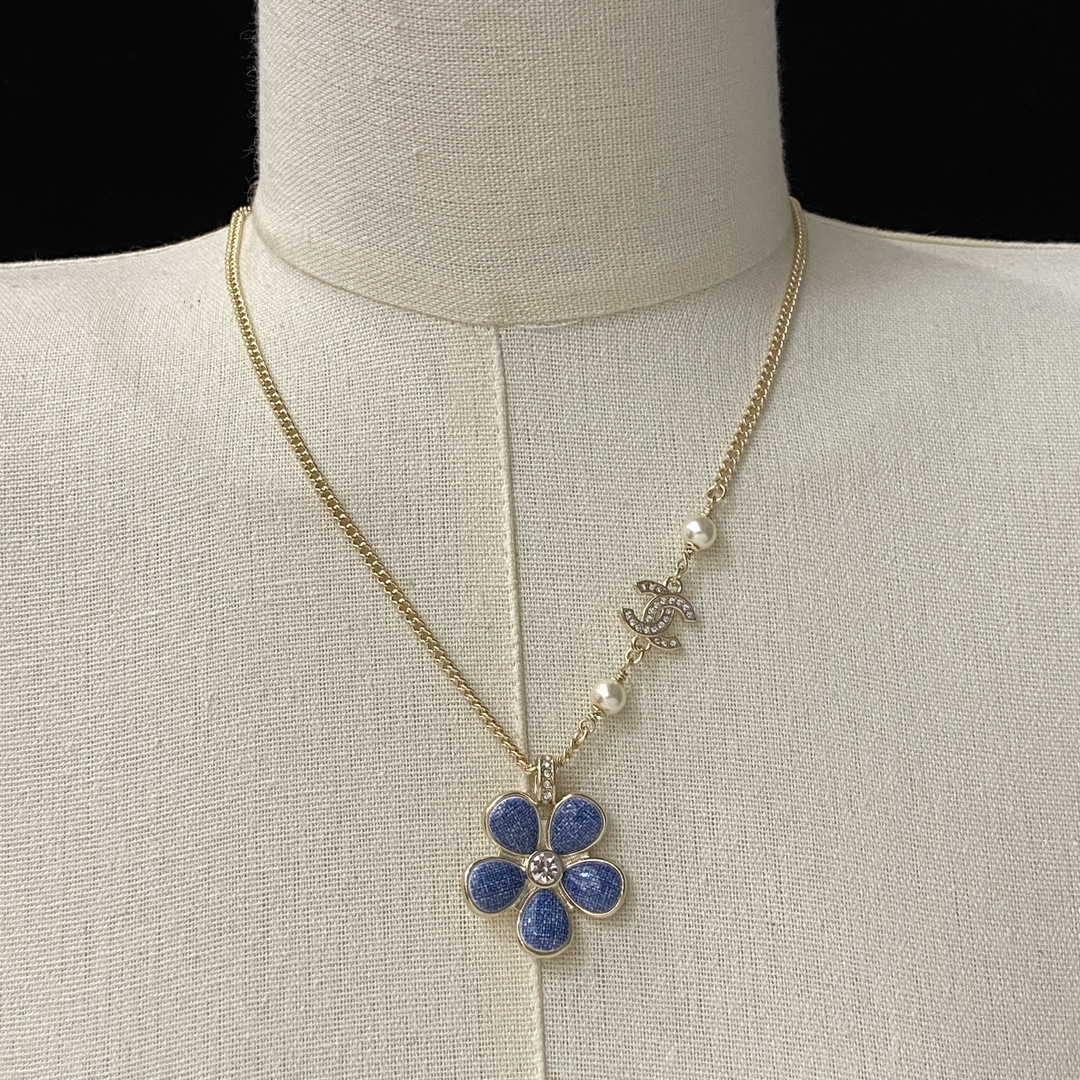 TOP CHANEL Necklace - Gold