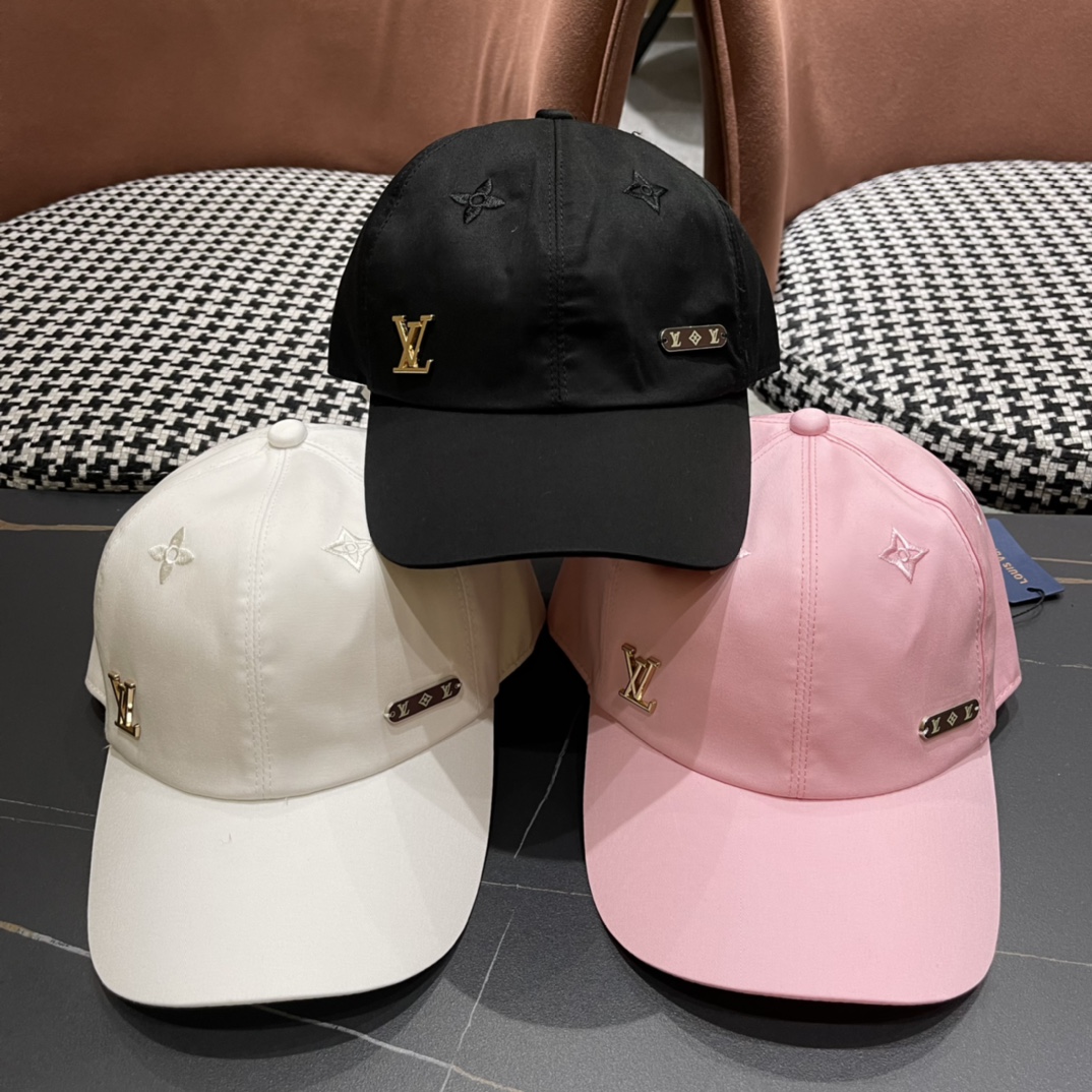 TOP Louis Vuitton LV Baseball Cap - 3 Colors