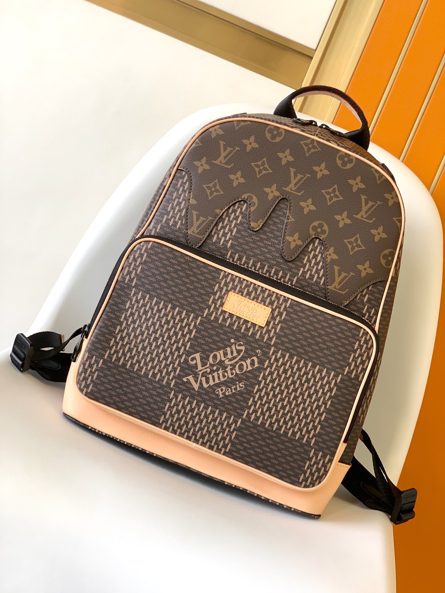 TOP LV Natural Leather Trim And Metal Piece Backpack 30x39x13cm-Brown