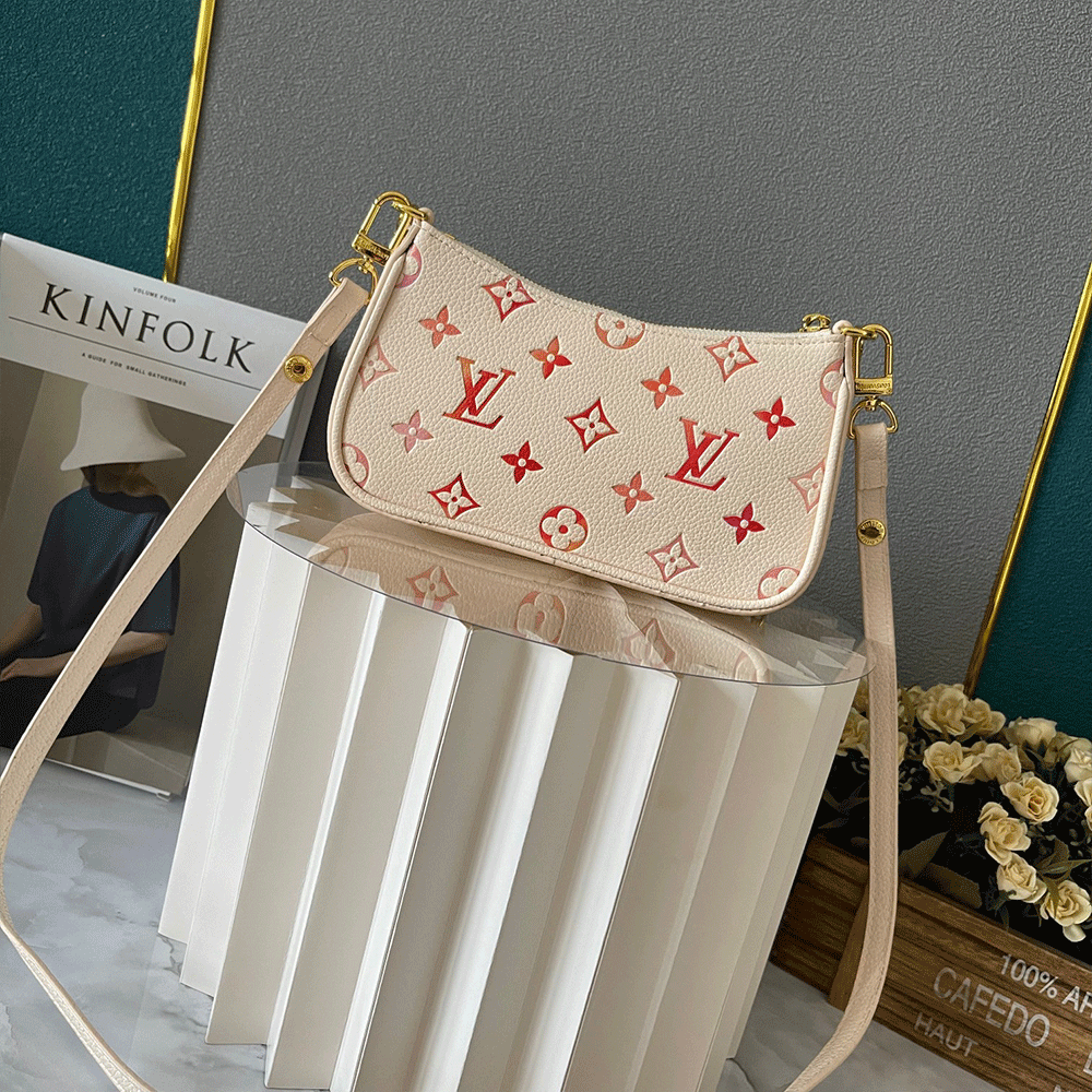 Louis Vuitton LV Easy Pouch on Strap  Bags （Replica）