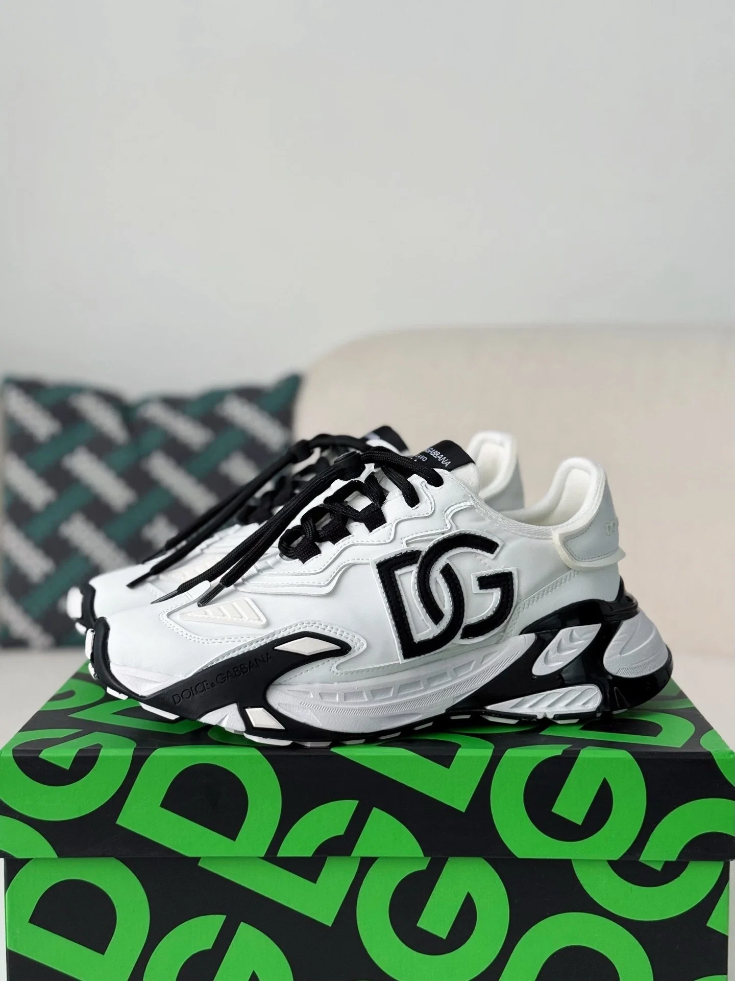 AAAShoes Two-Tone Patchwork Dad Sneakers Embroidery Logo Chunky Platform Running Trainers