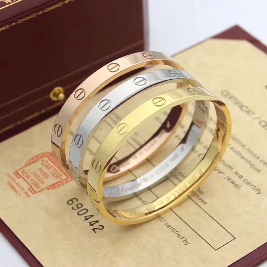 TOP Cartier Love Bracelet - 3 Color