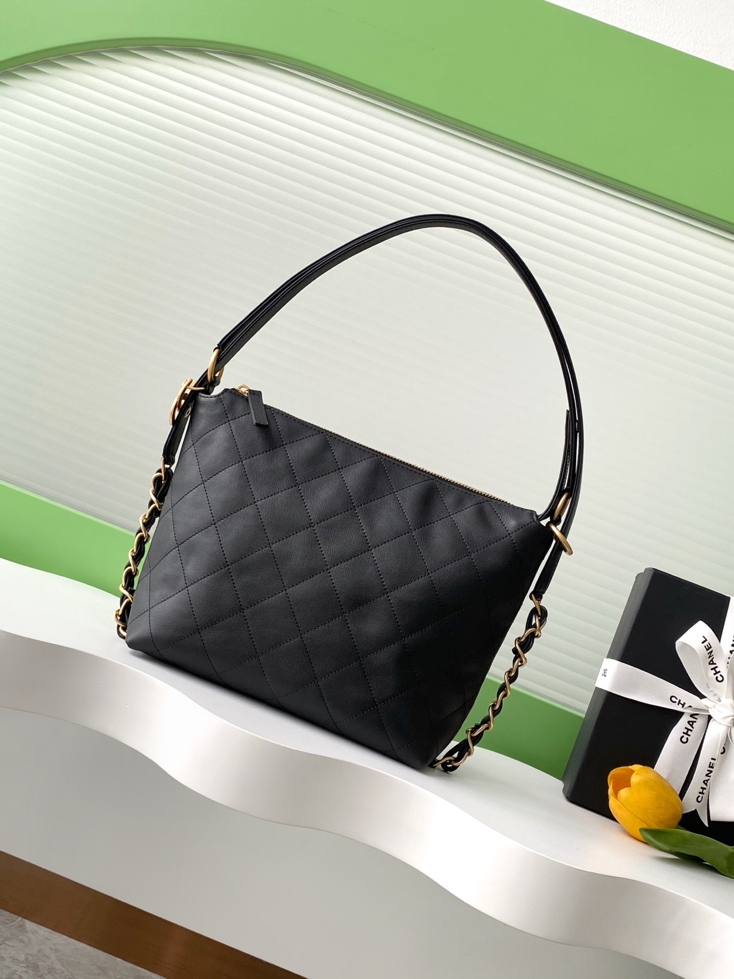 TOP CHANEL Hobo Bag 3 Sizes - Black