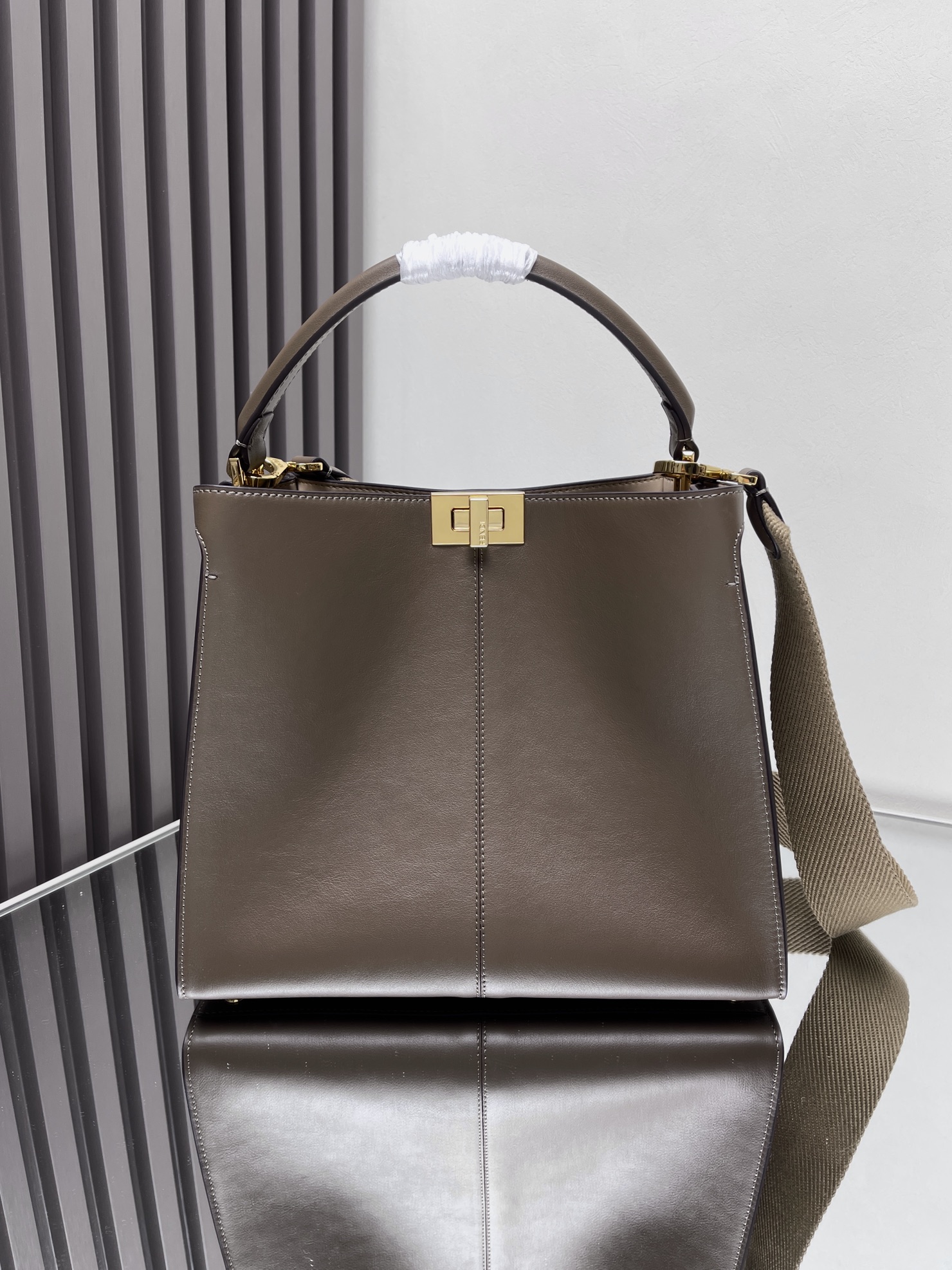 TOP FENDI Peekaboo X-Lite Bag Medium 30cm -2 Colors