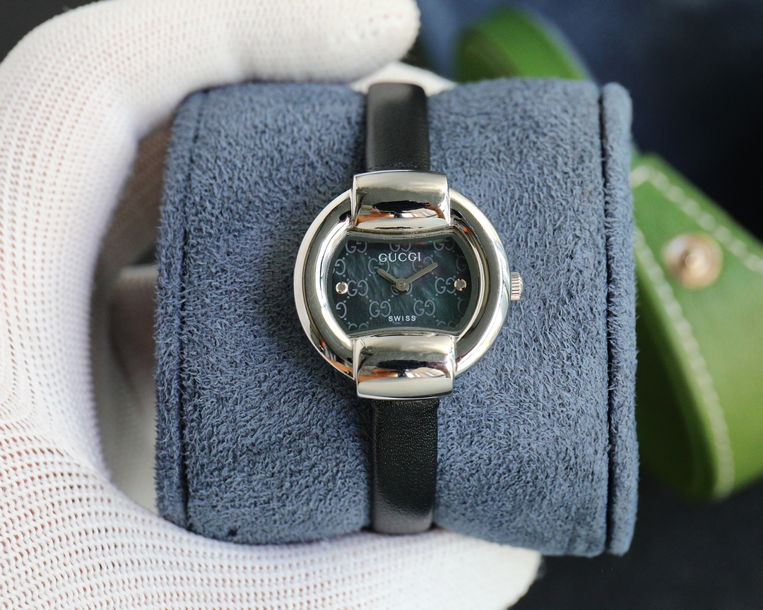 TOP GUCCI Ladies 1400 Watch 25mm - 7 Colors