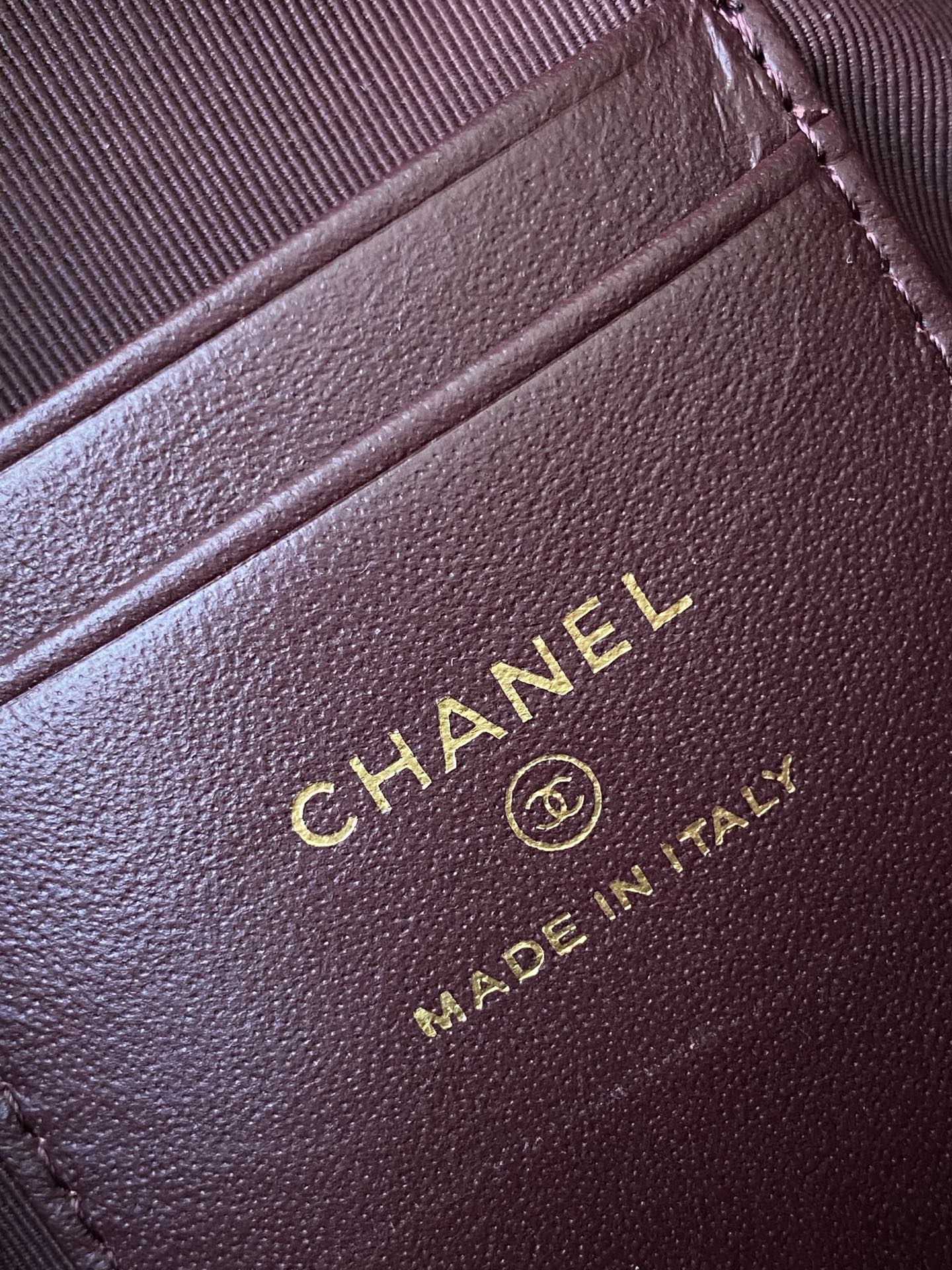 TOP CHANEL Shell Bag 18-17-6 cm - Black