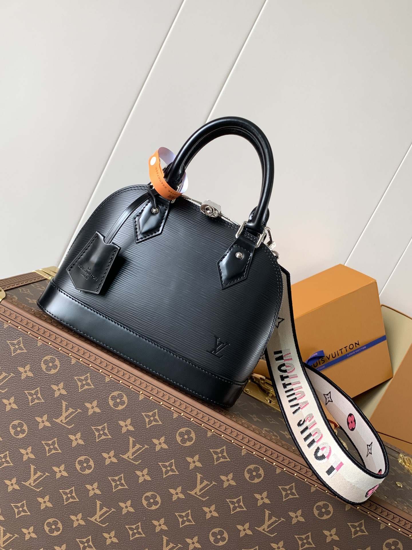 TOP Louis Vuitton LV Alma BB Epi Leather 23.5X17.5X11.5cm - 4 Color