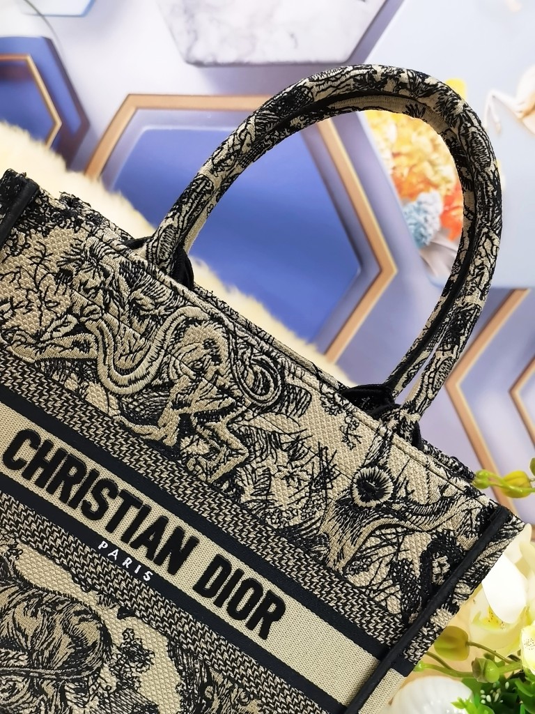 TOP Christian Dior Book Tote Christian Dior BOOK TOTE Handbag Small 26.5X21X14cm