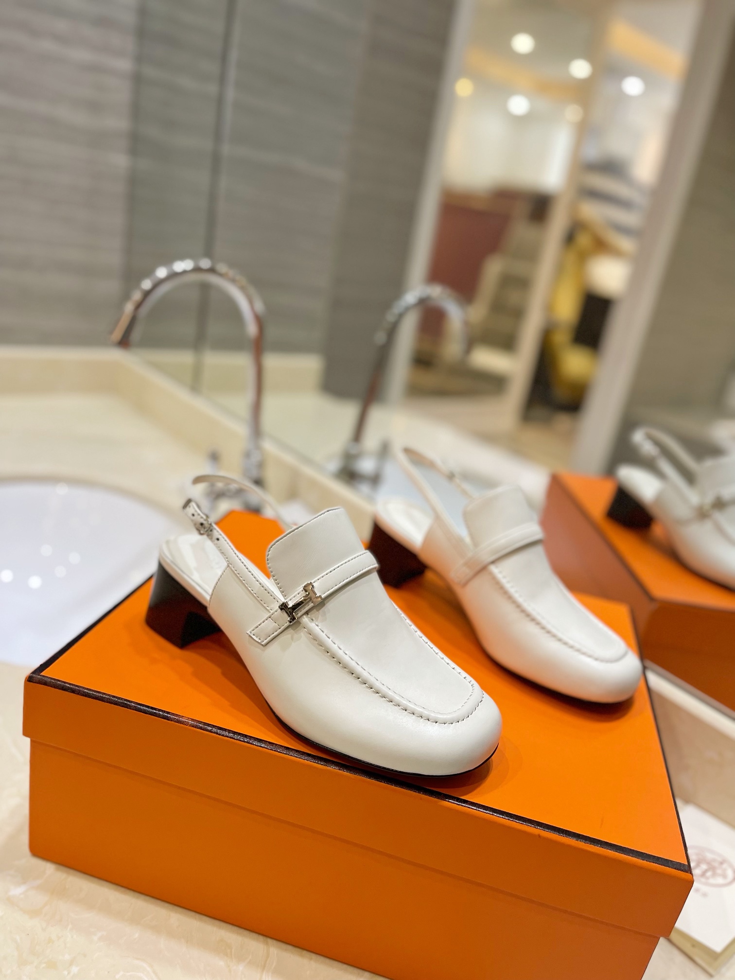 TOP HERMES Lambskin Muller Shoes - 7 Colors