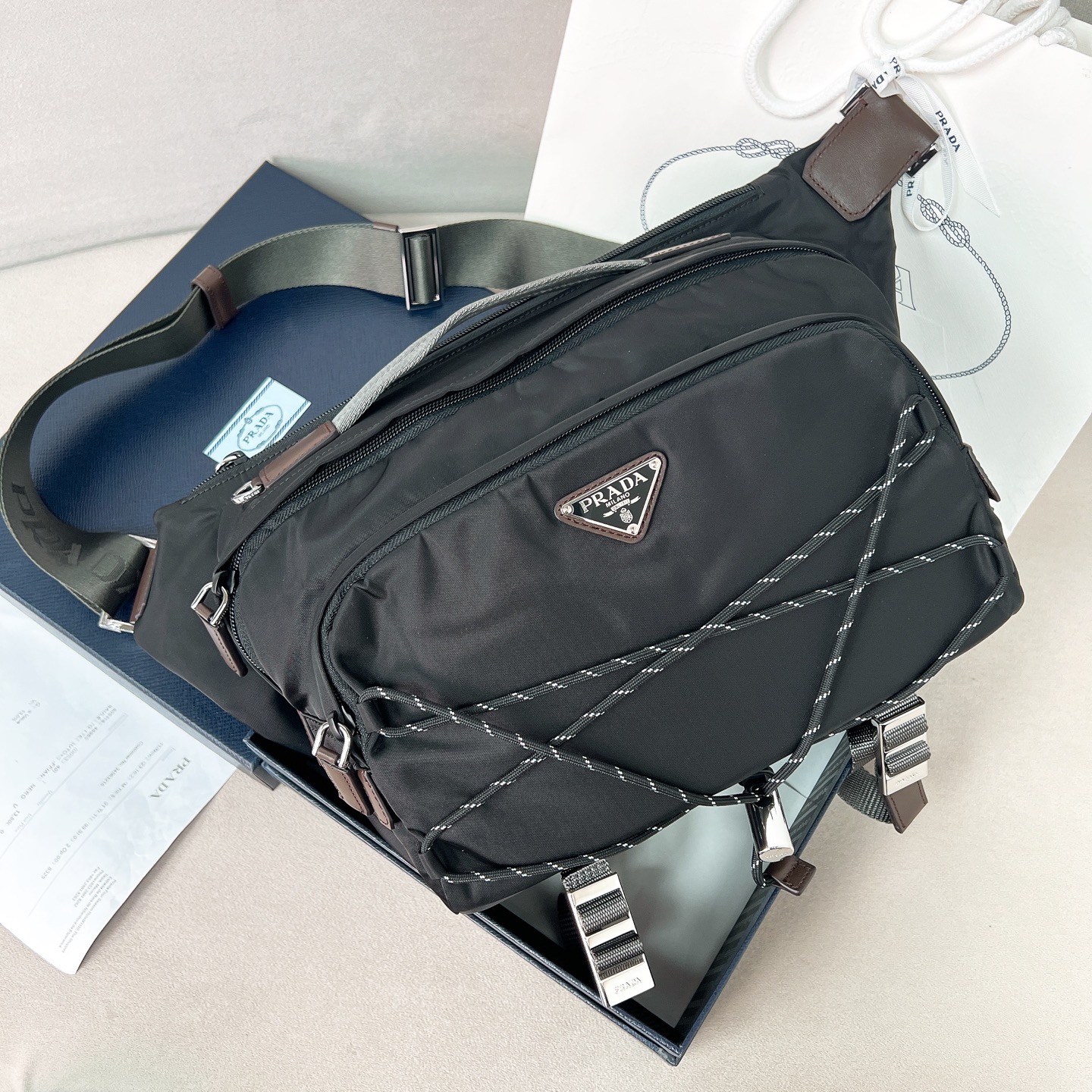 TOP PRADA Re-Nylon Messenger Bag 30x22x10cm - 2 Colors