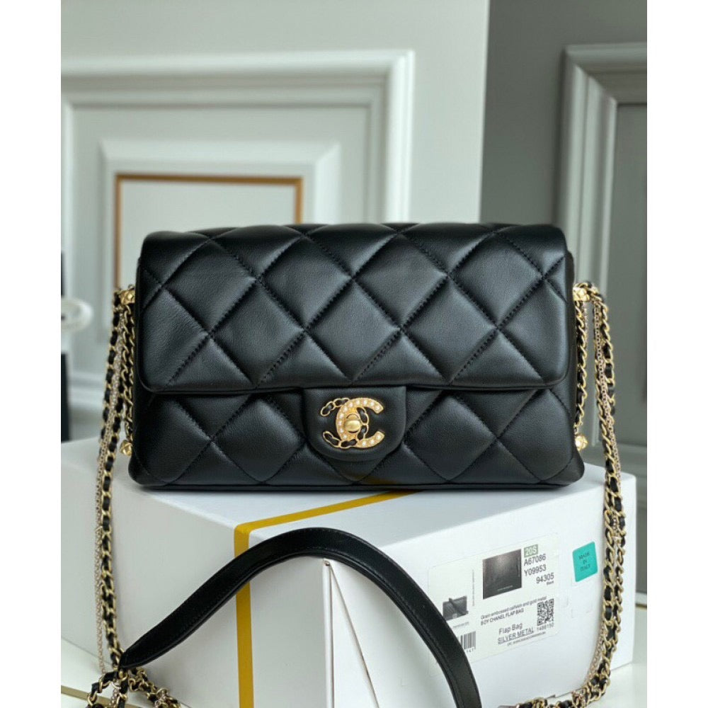 TOP CHANEL Flap Chain Bag Pearl Logo - Black