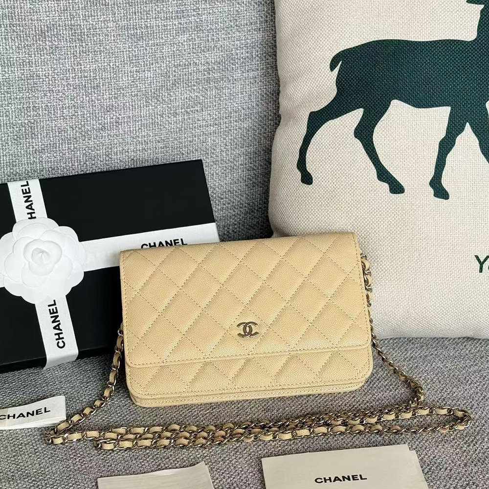 Chanel  WOC Quilted Caviar (Replica)