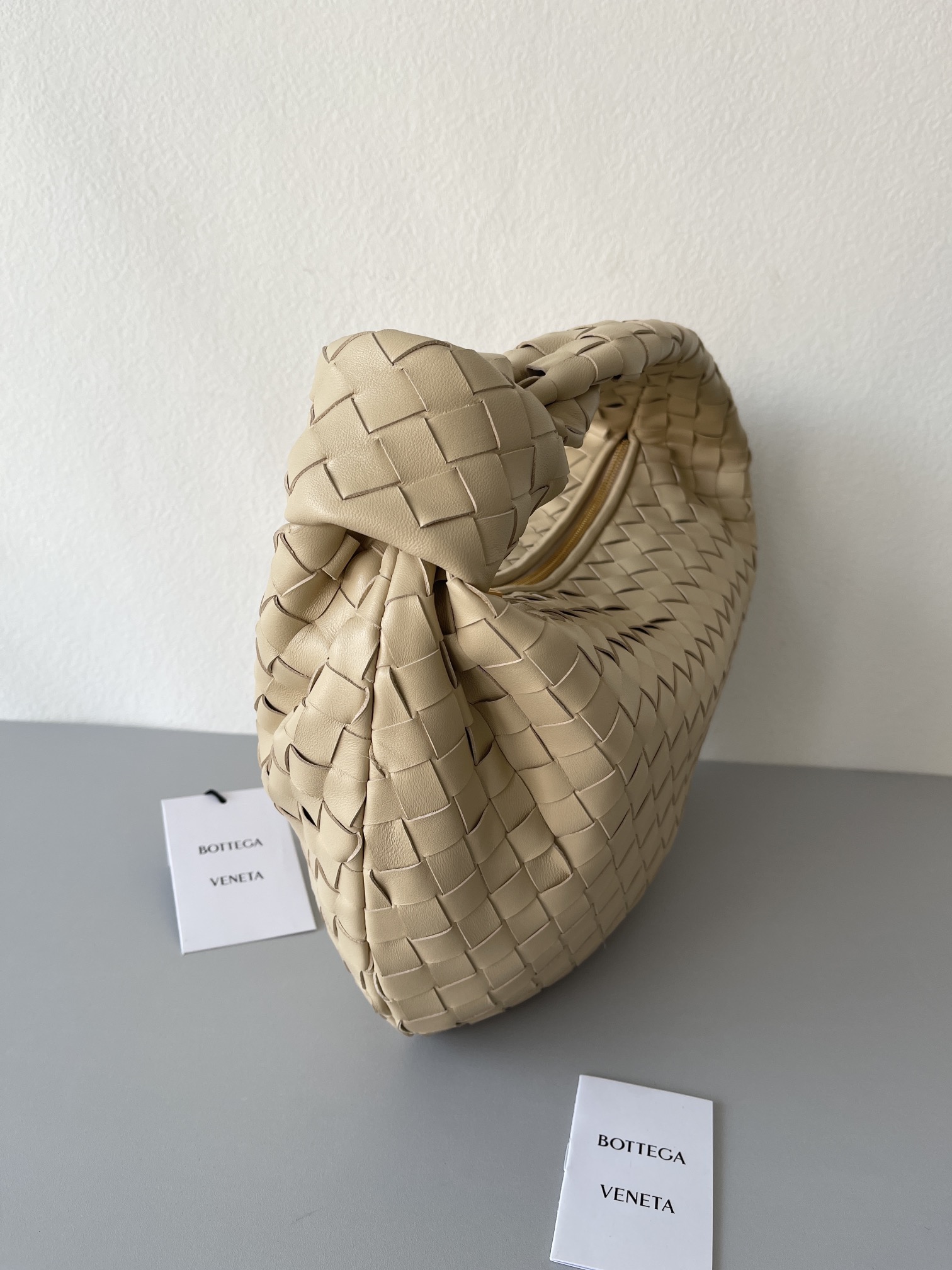 TOP Bottega Veneta BV Jodie Bag Teen 36x21x13cm - Beige