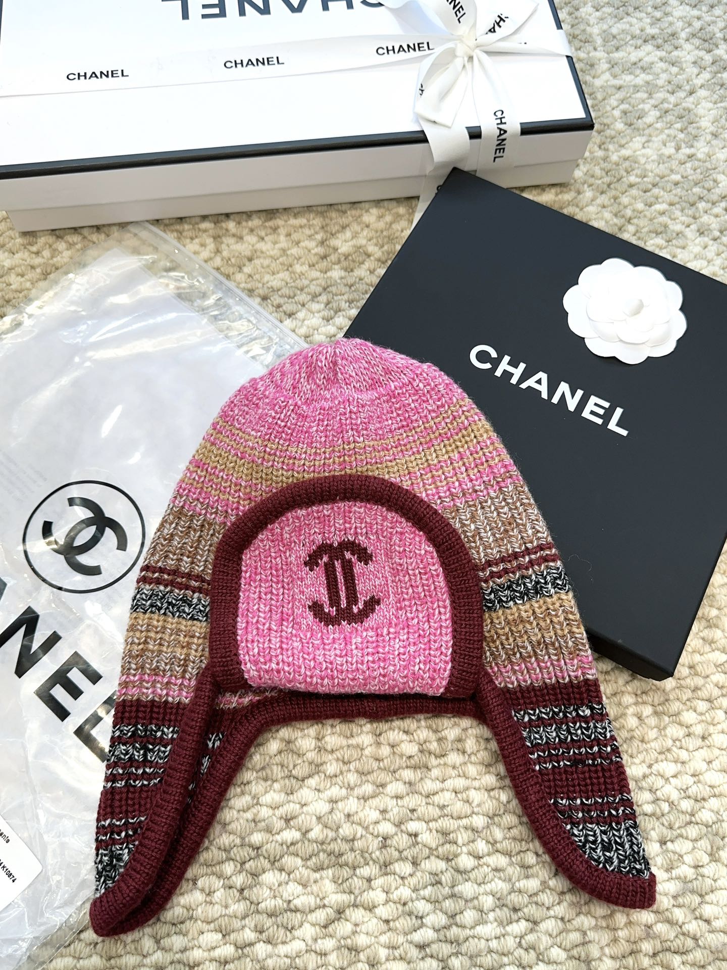 TOP CHANEL Hat - Pink
