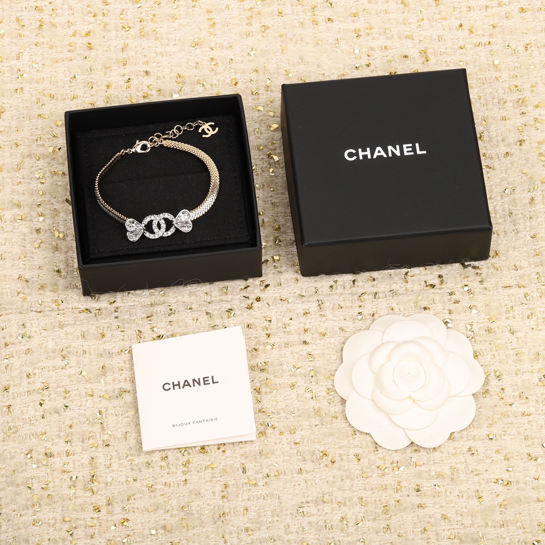 TOP CHANEL Bracelet - Gold