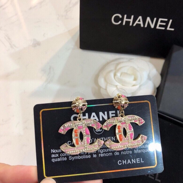 TOP CHANEL Double C Classic Stud Earrings