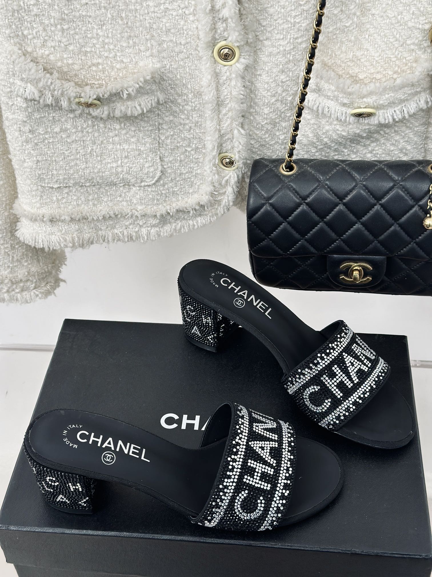 TOP CHANEL Classic Rhinestone Letter Slides 6cm - 2 Color
