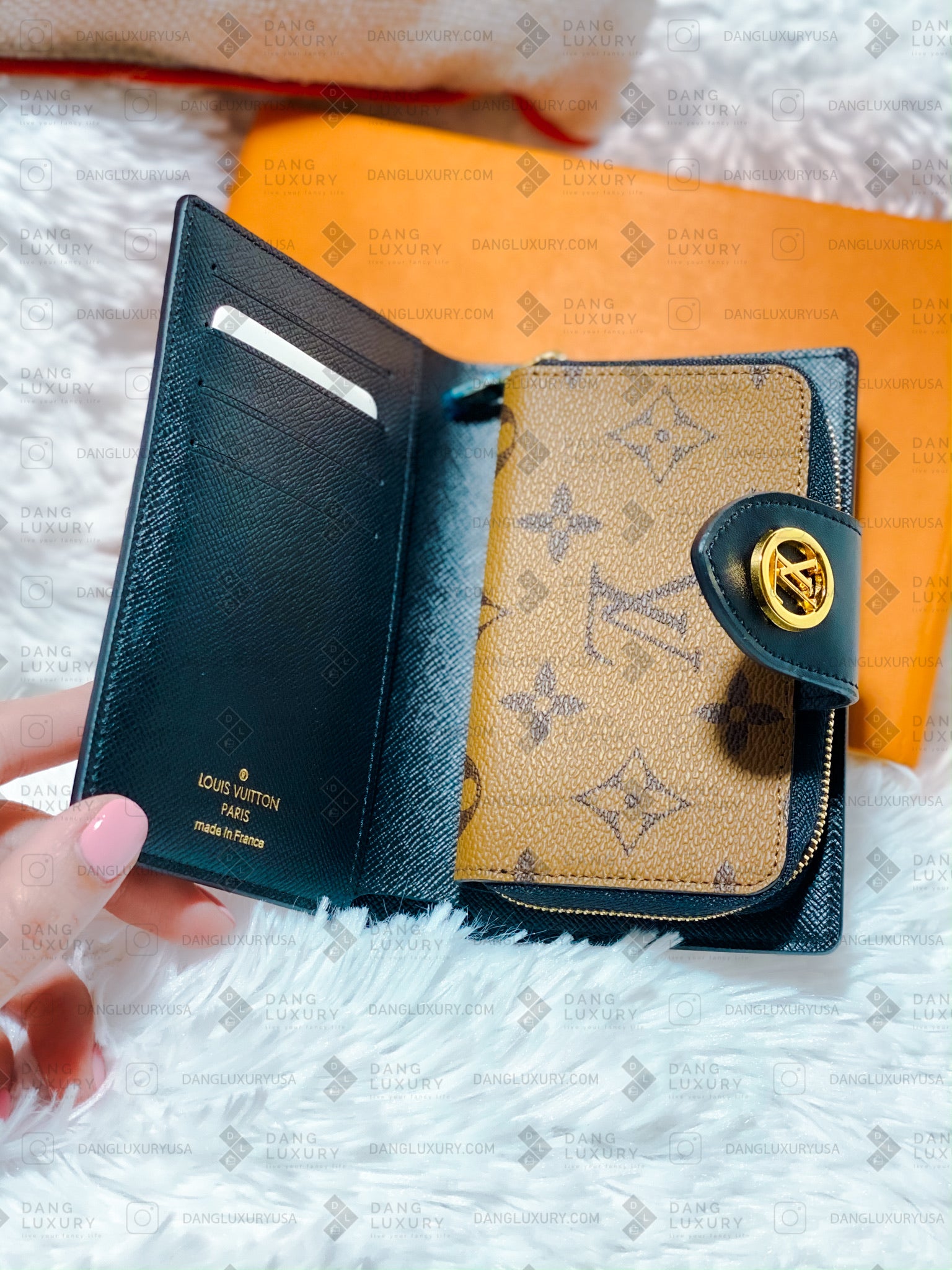 TOP Louis Vuitton LV LV Juliette Folding Wallet
