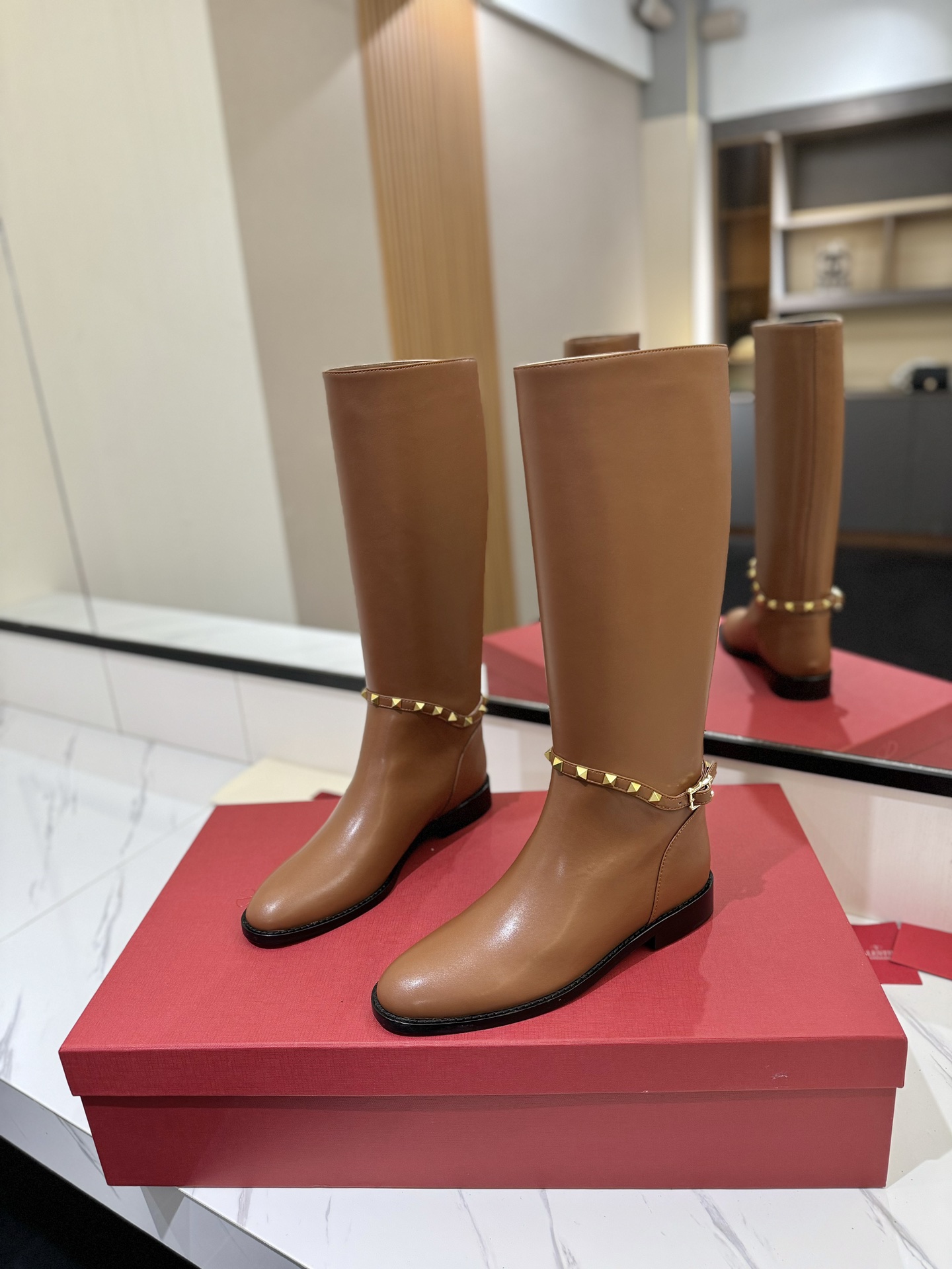 TOP VALENTINO GARAVANI Kelly Jumping Boots  - 2 Color