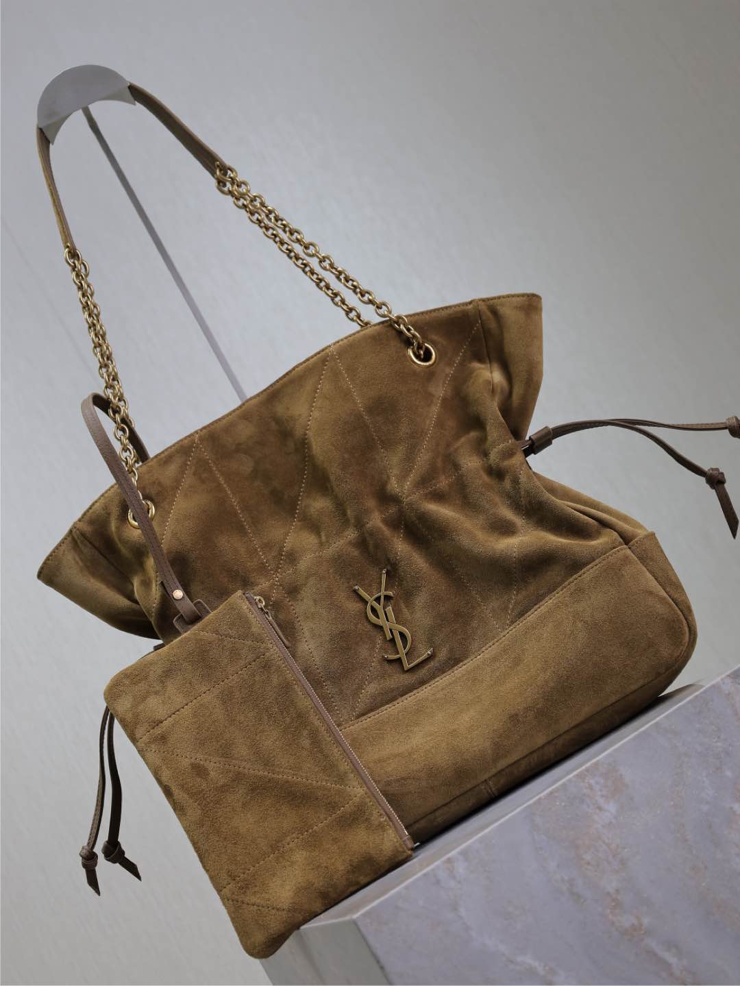 TOP Yves Saint Laurent YSL Suede Jamie 4.3 Large POCHON Bag 27×34×3cm - Brown