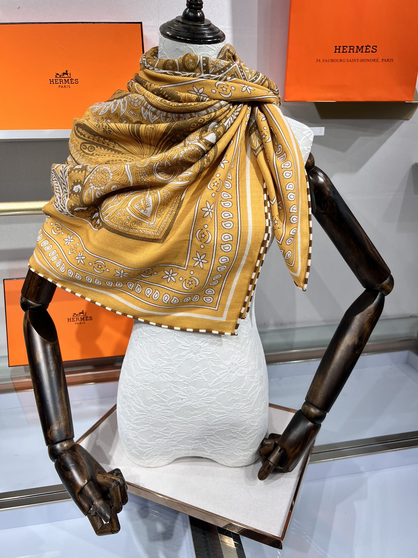 TOP HERMES Florial Square Scarf 140 x 140 cm - 3 Colors