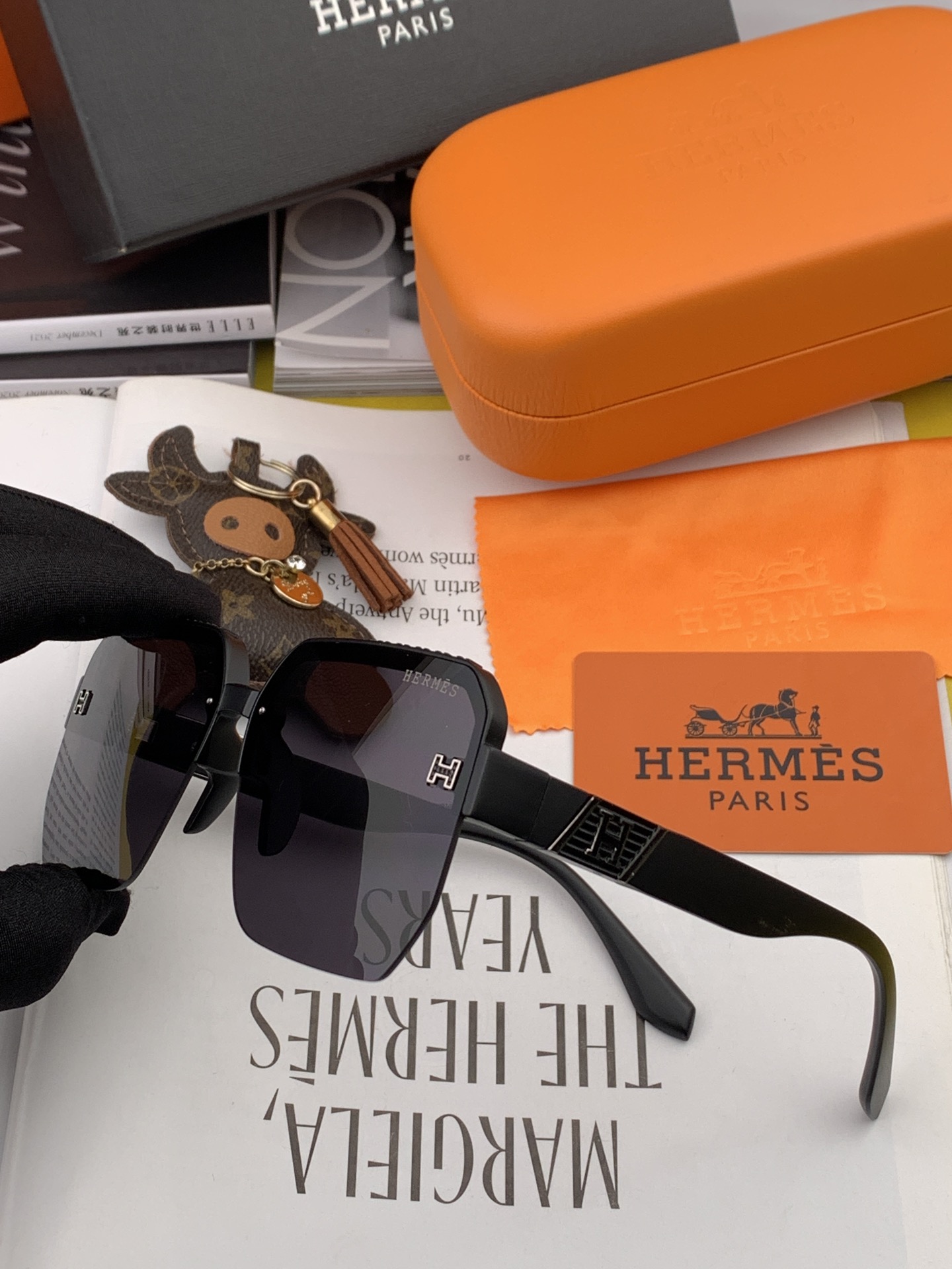 TOP HERMES Classic One-piece Large Frame Sunglasses