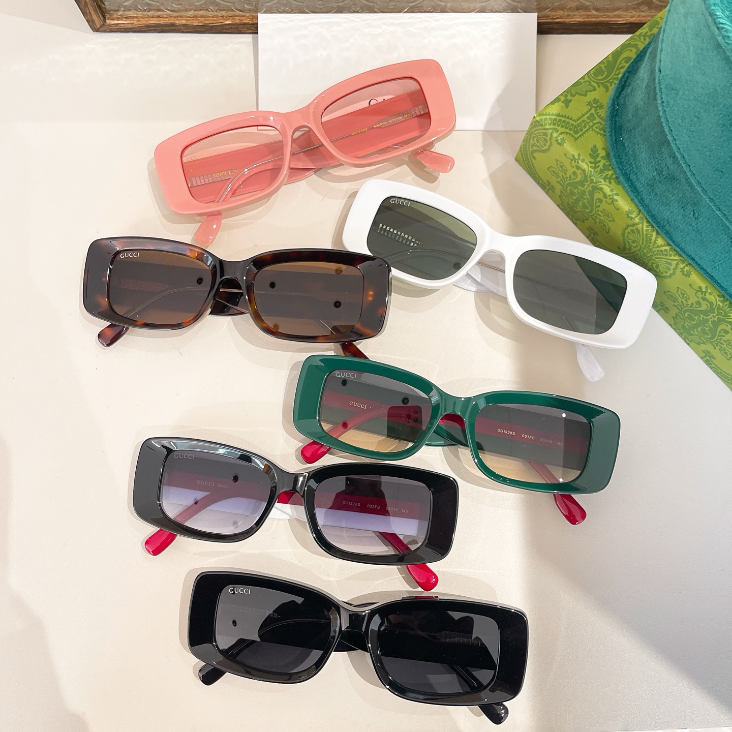 TOP GUCCI Sunglasses - 6 Color