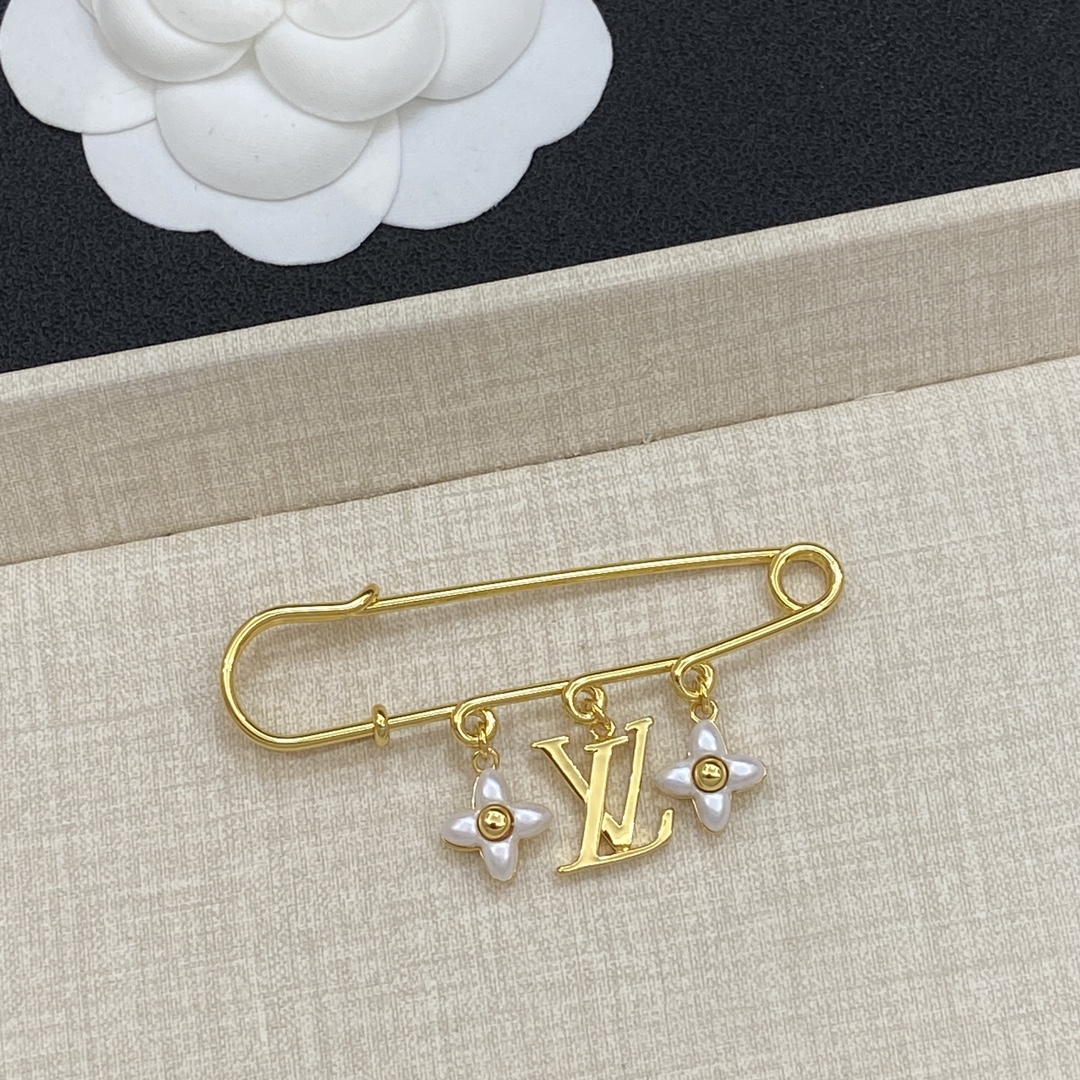TOP Louis Vuitton LV Brooch - 6 Color