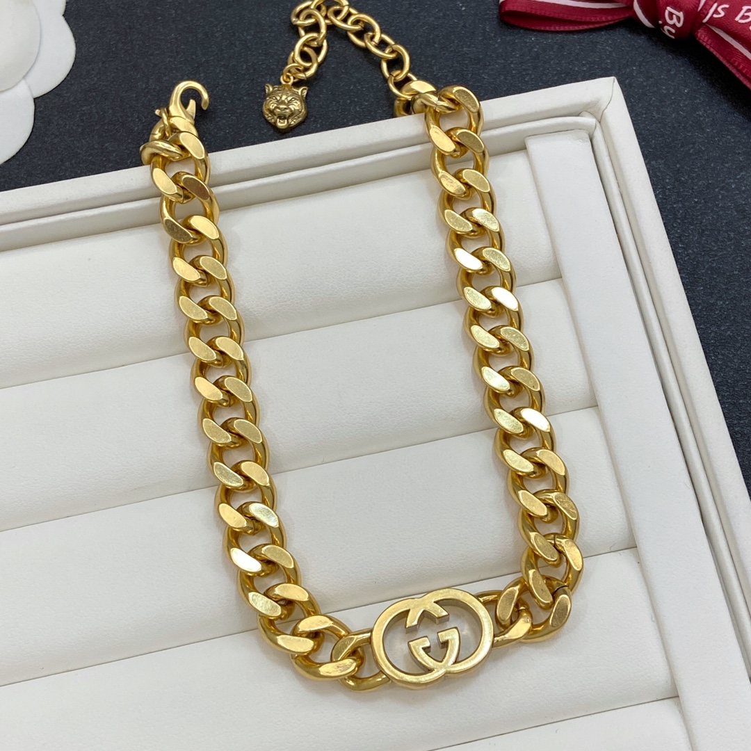 TOP GUCCI Bracelet +Necklaces - Gold