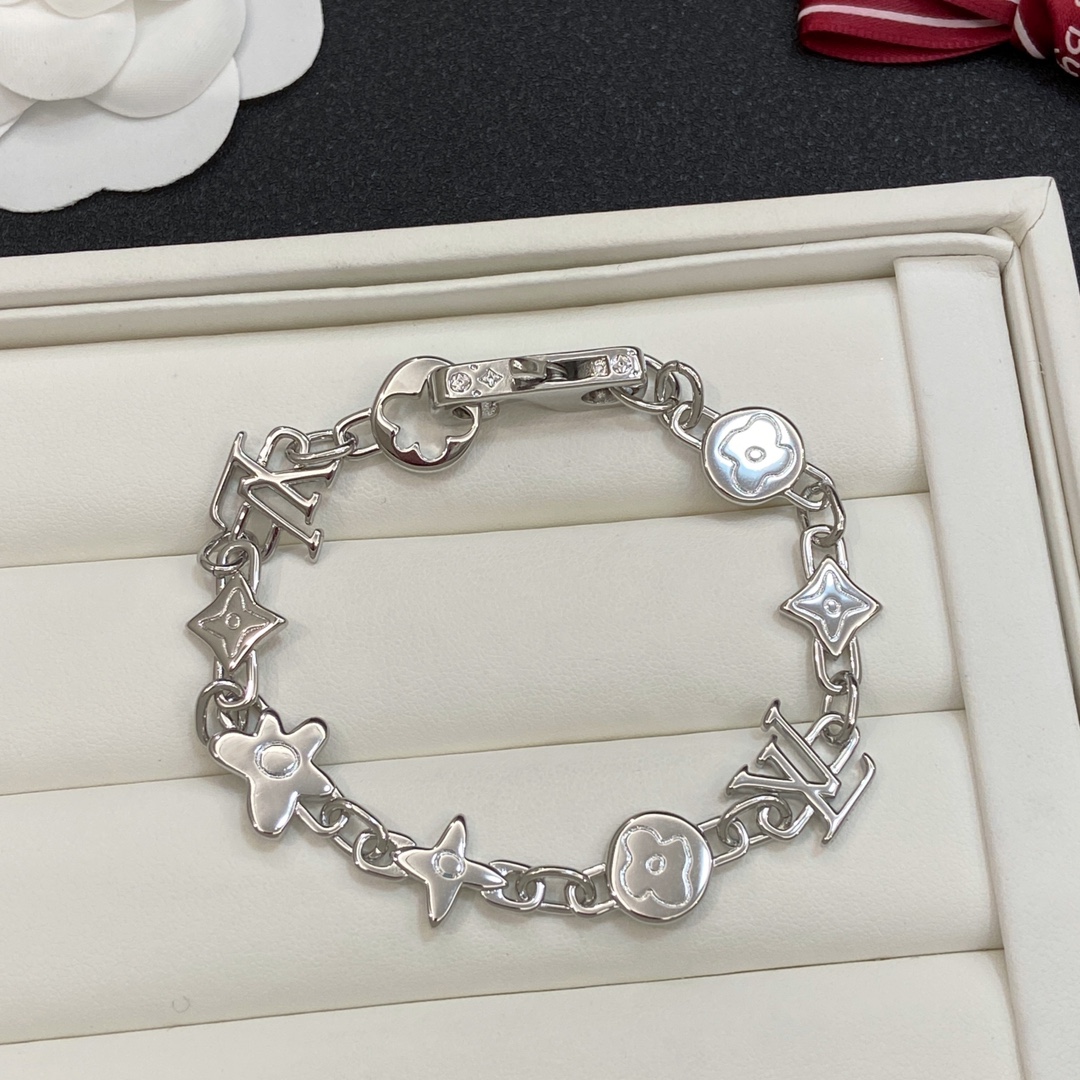 TOP Louis Vuitton LV Bracelet - 2 Colour