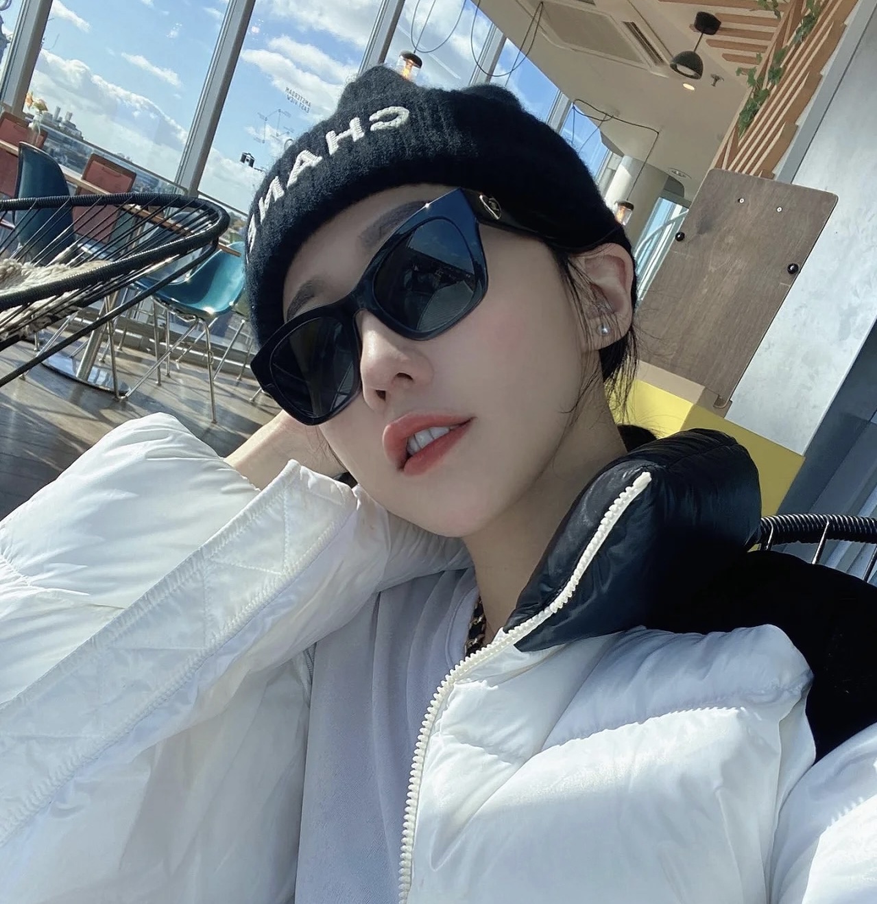 TOP CHANEL  Glasses - Black