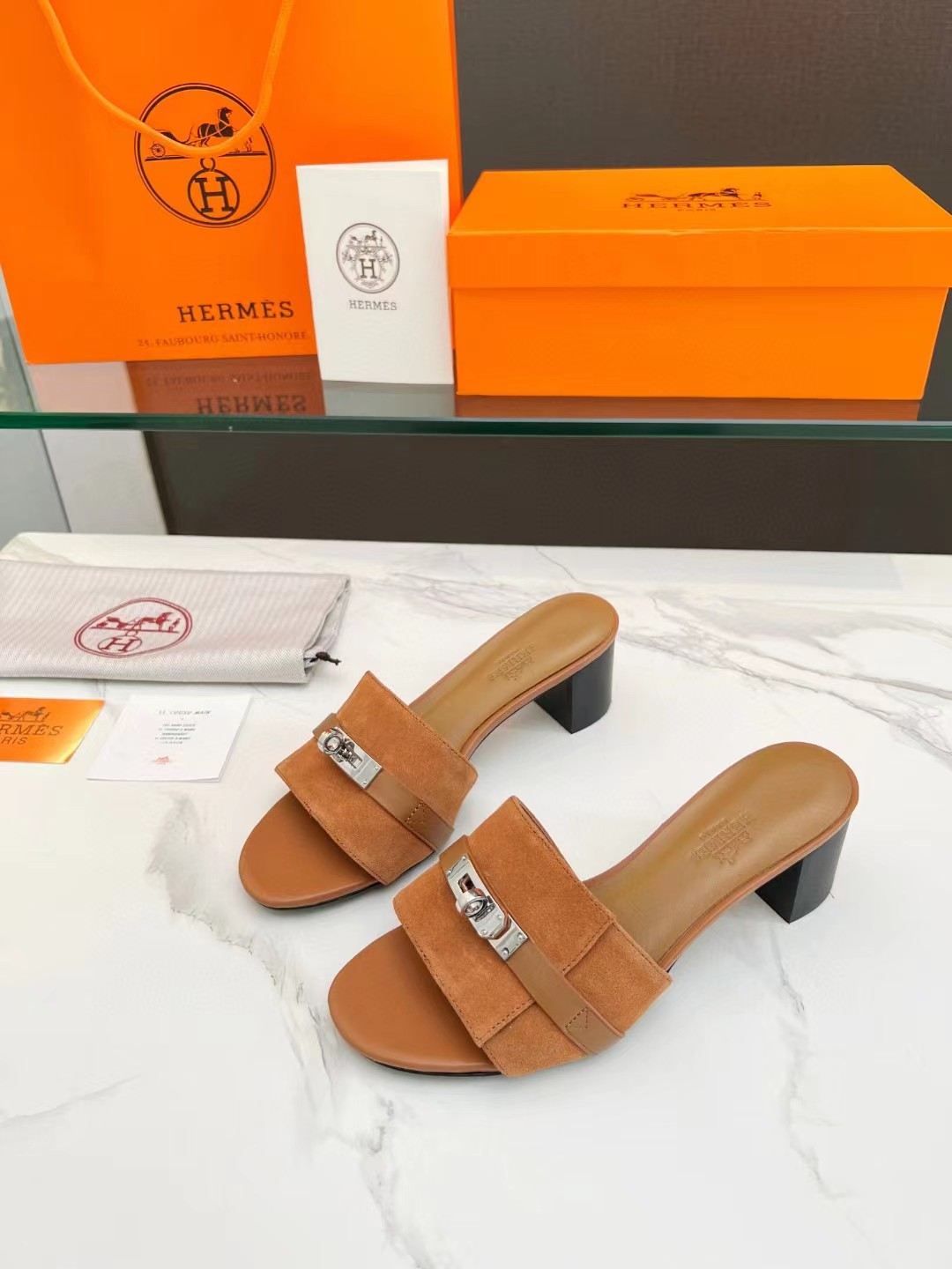 TOP HERMES Gigi Kelly Buckle Sandals - Brown