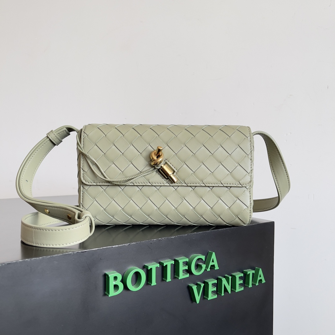 TOP Bottega Veneta BV  Mini Andiamo Versatile - 5 Colors