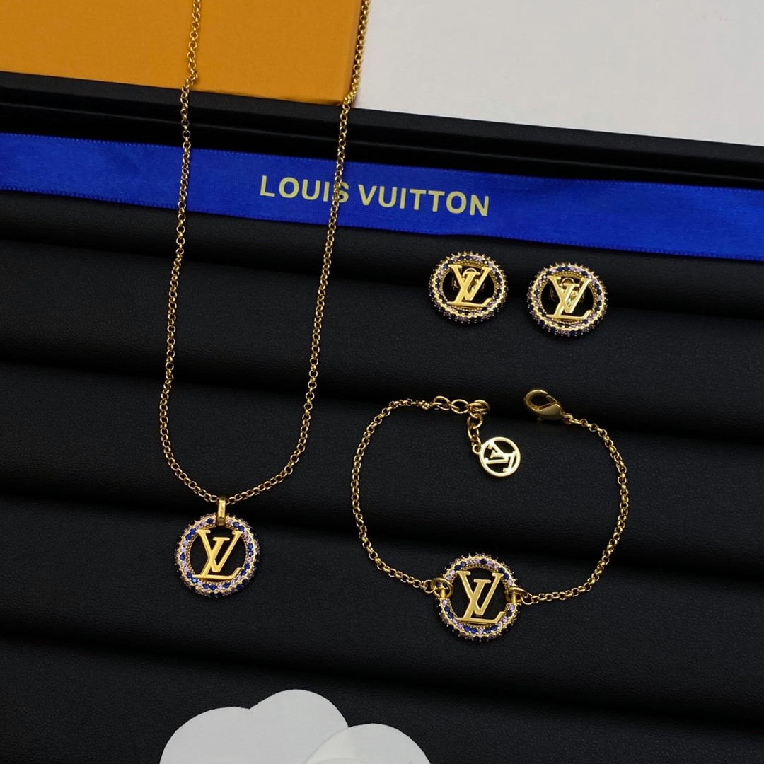 TOP Louis Vuitton LV Necklace Set - Gold